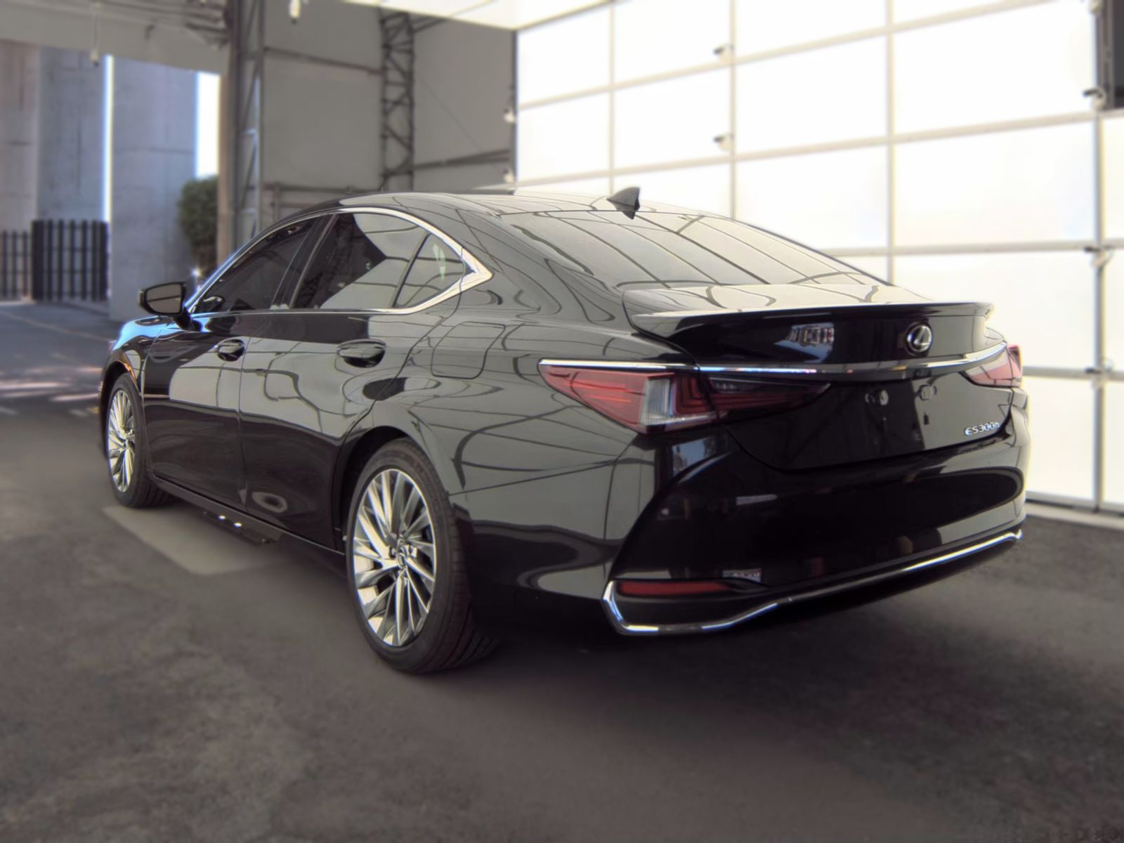 2023 Lexus ES ES 300h Ultra Luxury FWD