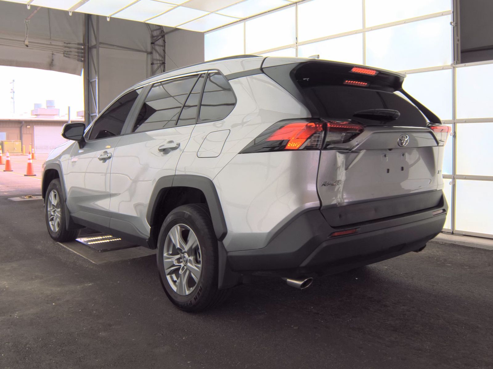 2024 Toyota RAV4 XLE FWD
