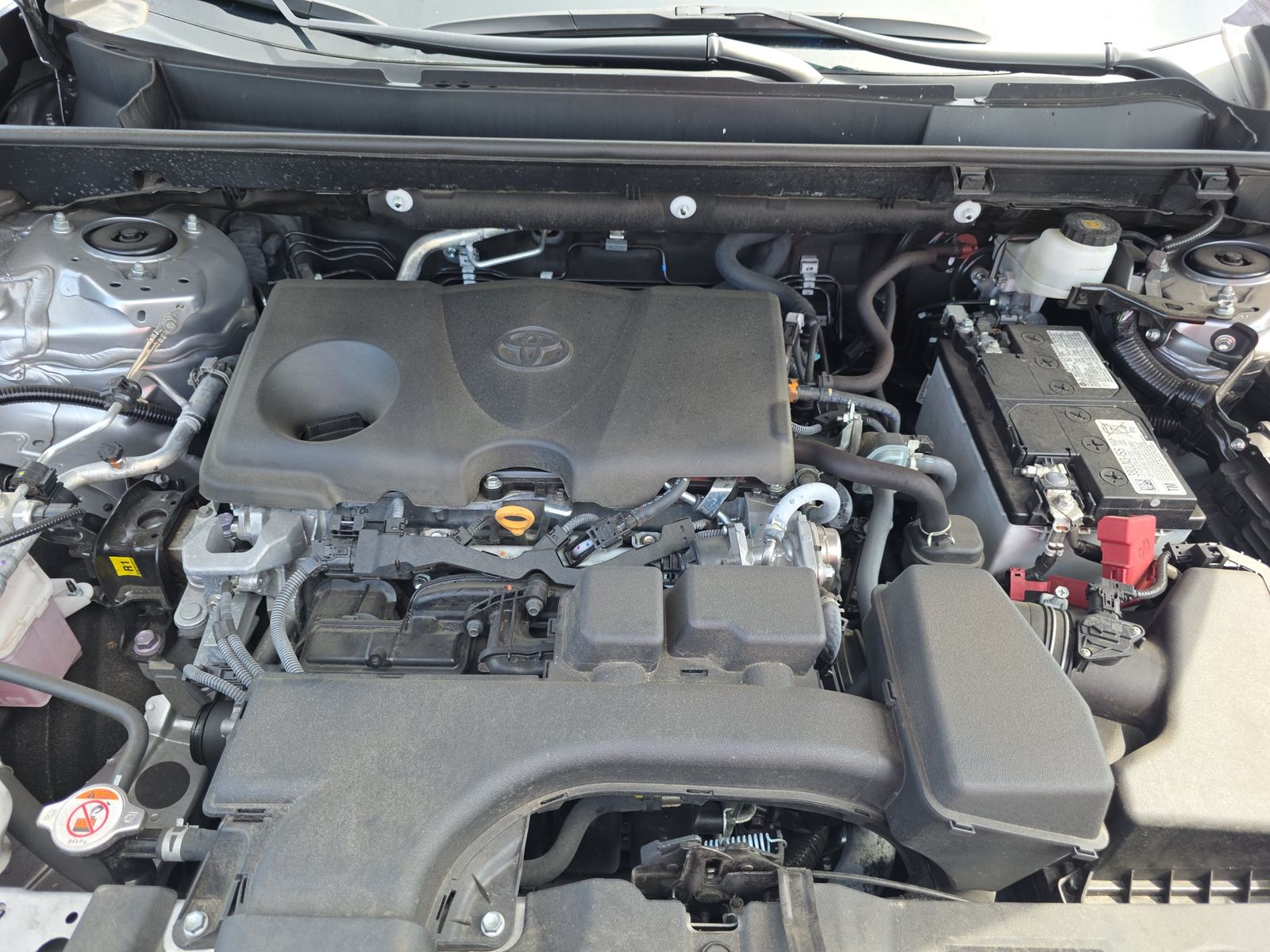 2024 Toyota RAV4 XLE FWD
