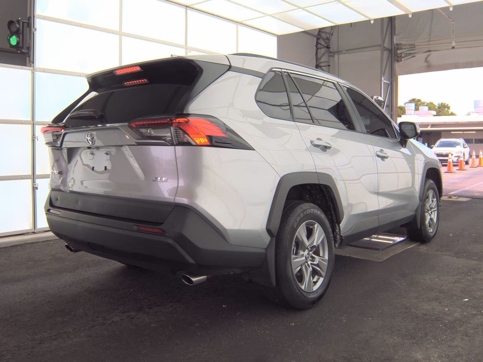 2024 Toyota RAV4 XLE FWD