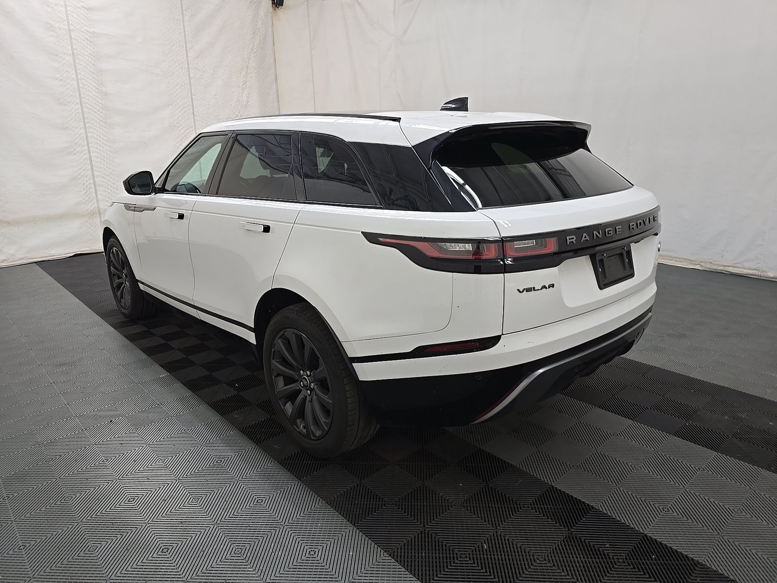 2023 Land Rover Range Rover Velar R-Dynamic S FWD