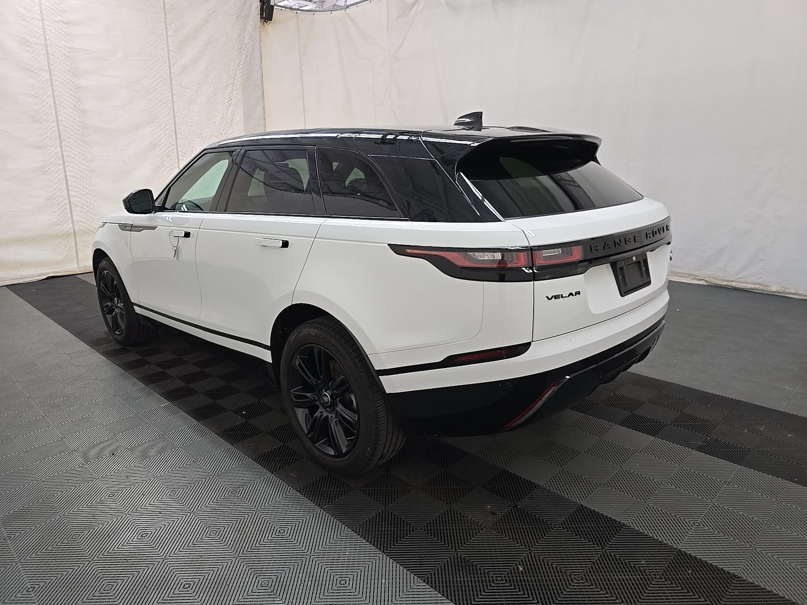 2023 Land Rover Range Rover Velar R-Dynamic S FWD