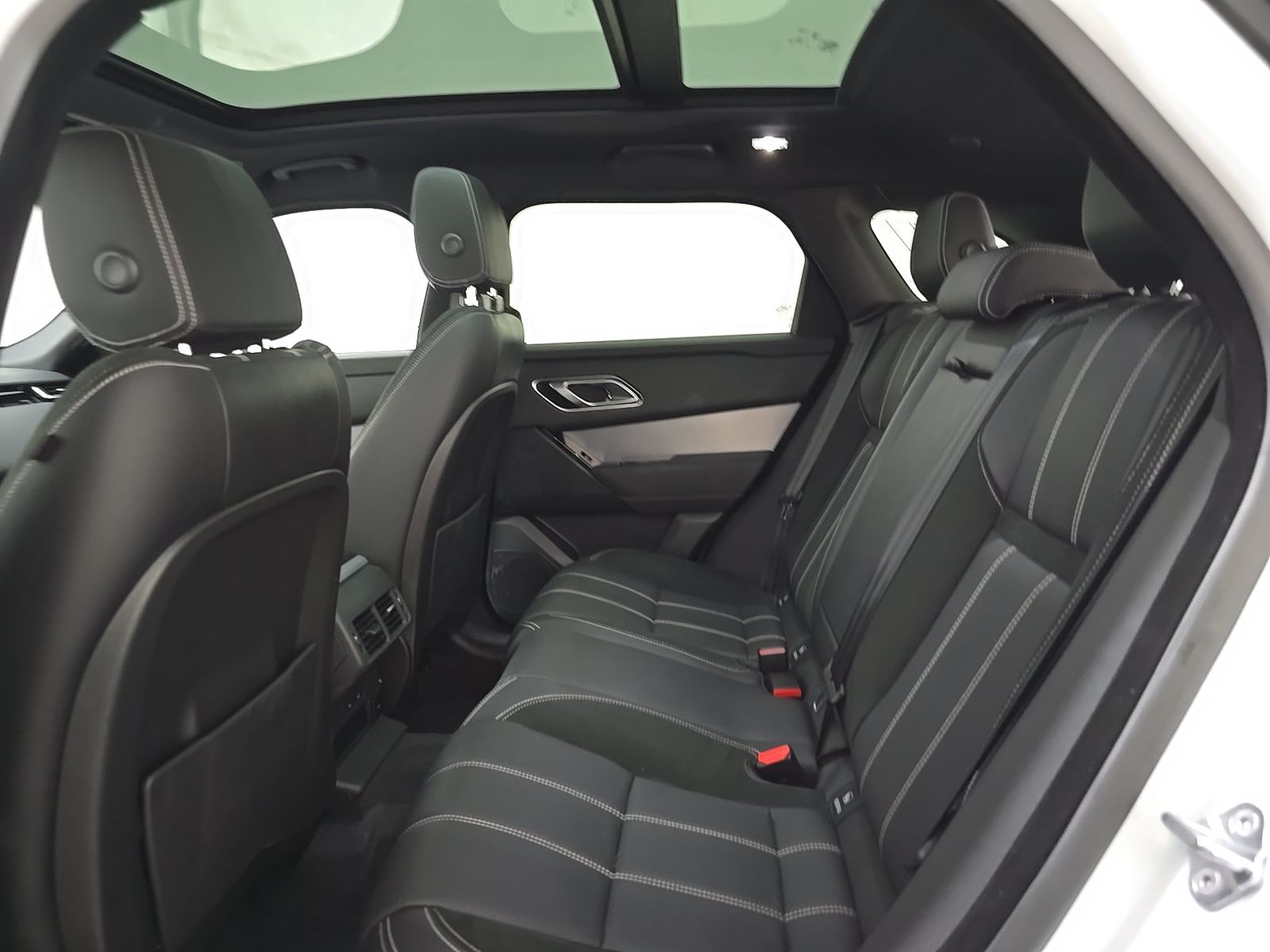 2023 Land Rover Range Rover Velar R-Dynamic S FWD
