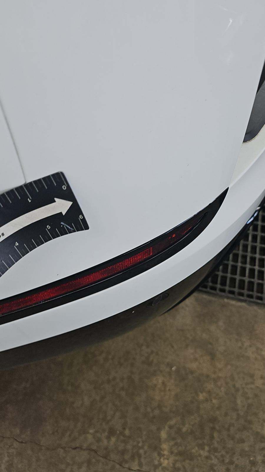 2023 Land Rover Range Rover Velar R-Dynamic S FWD