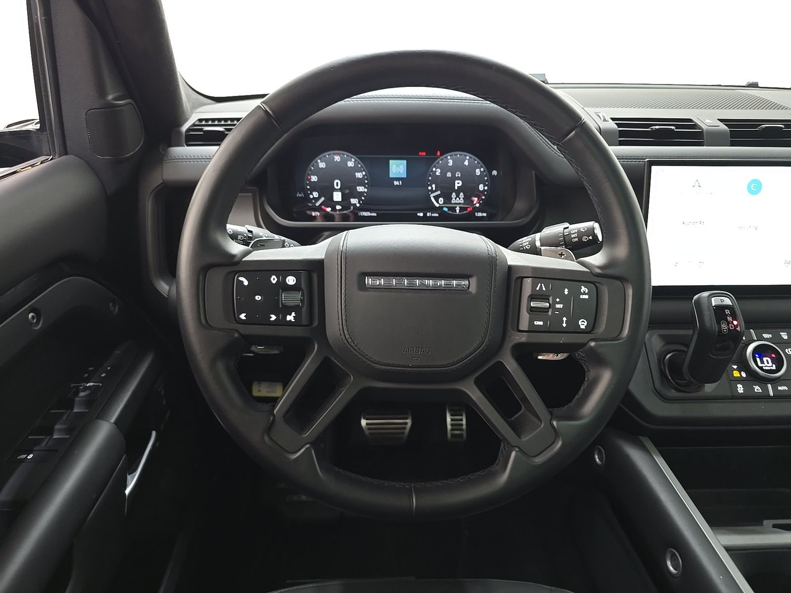 2025 Land Rover Defender 130 V8 FWD