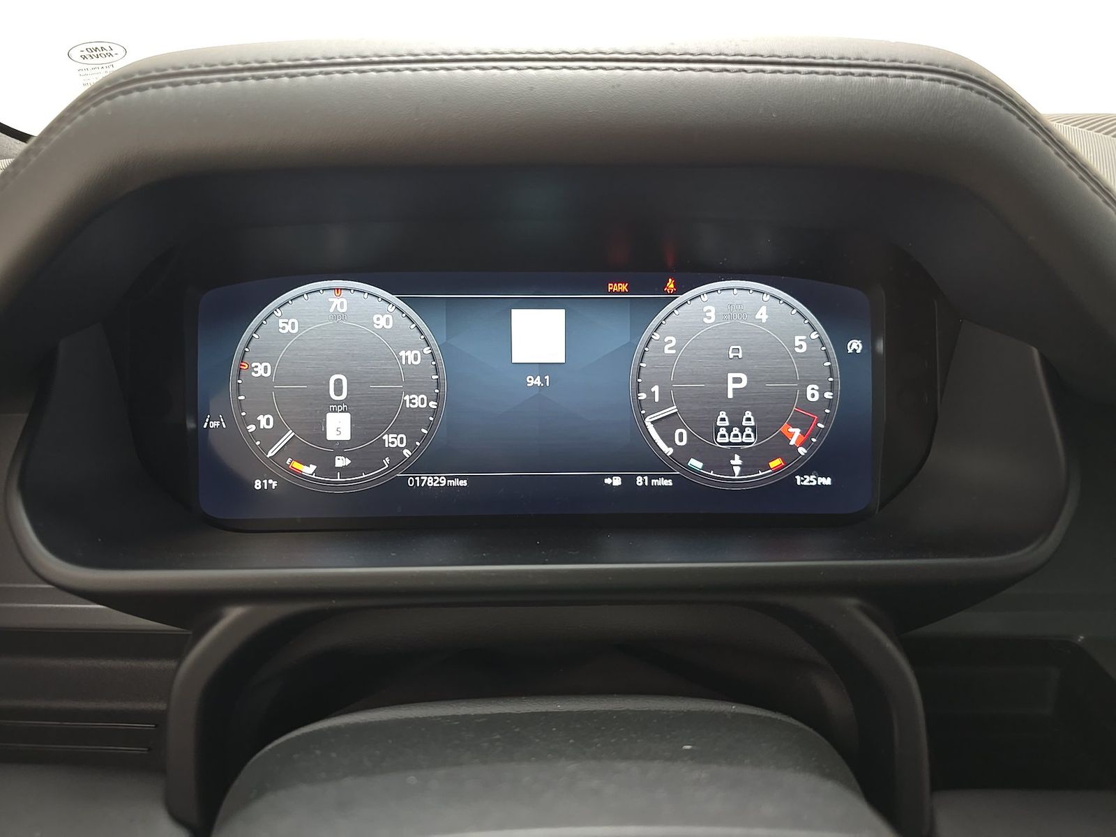 2025 Land Rover Defender 130 V8 FWD