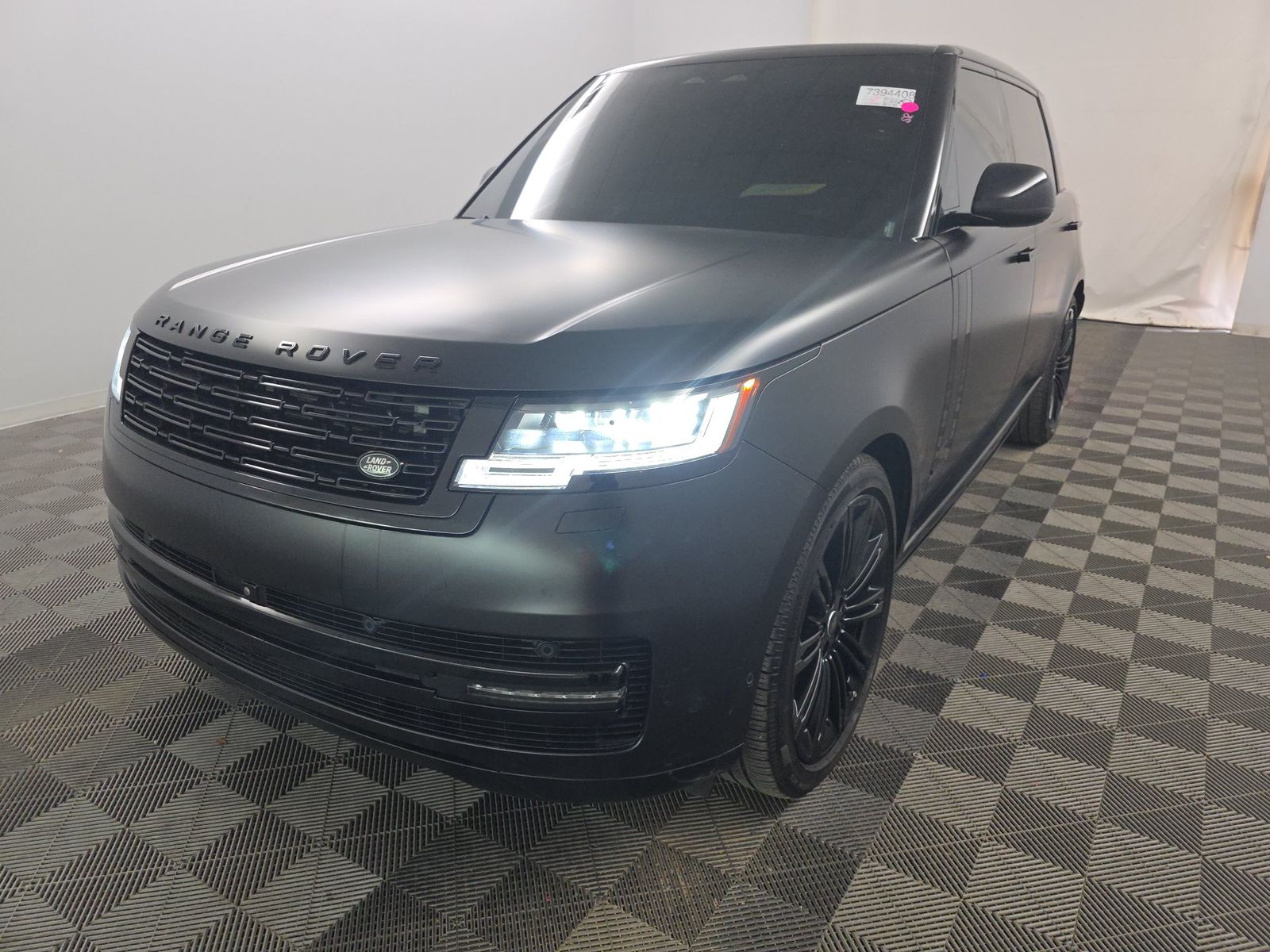 2025 Land Rover Range Rover Autobiography LWB FWD