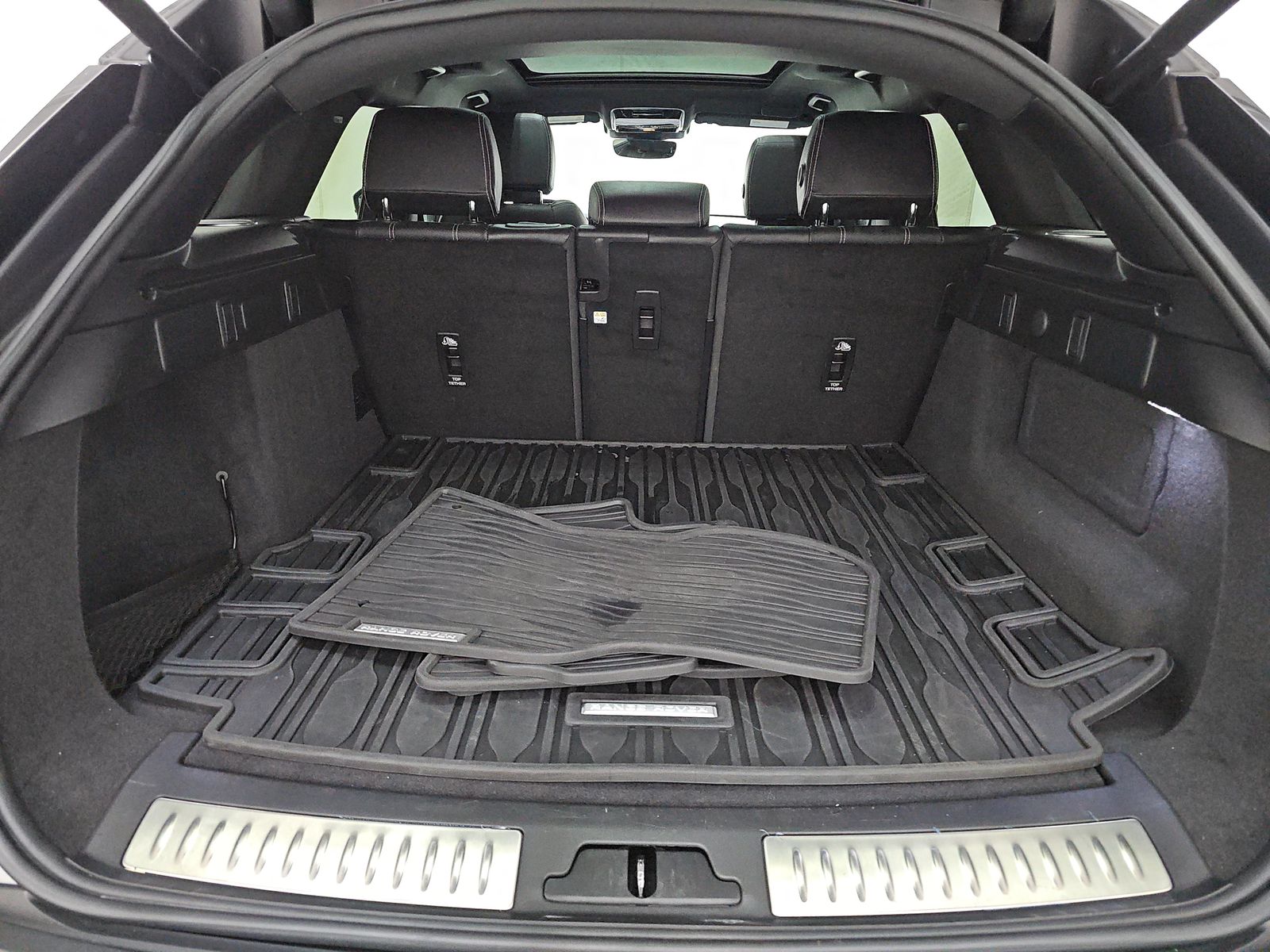 2023 Land Rover Range Rover Velar R-Dynamic S FWD