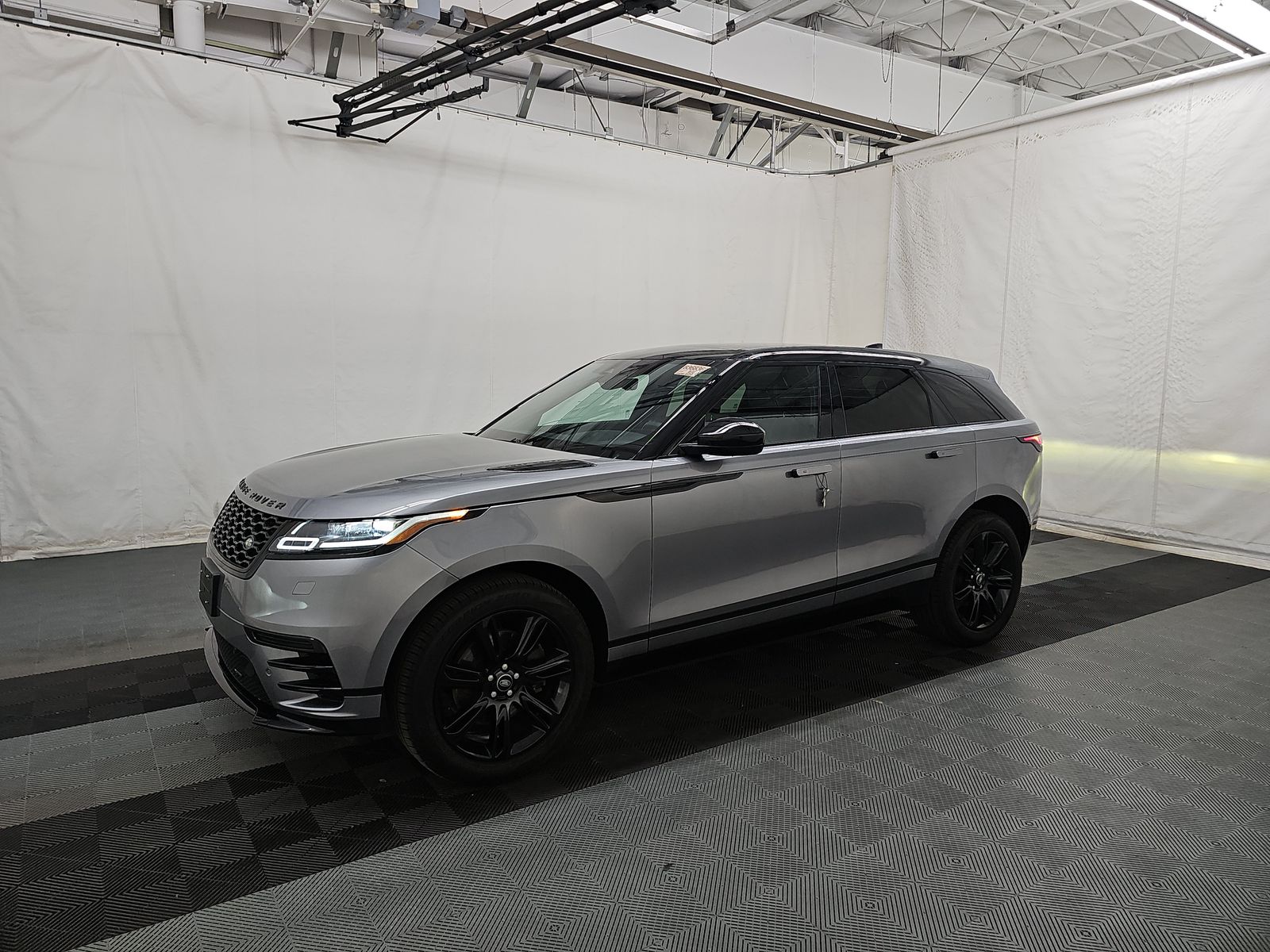 2023 Land Rover Range Rover Velar R-Dynamic S FWD