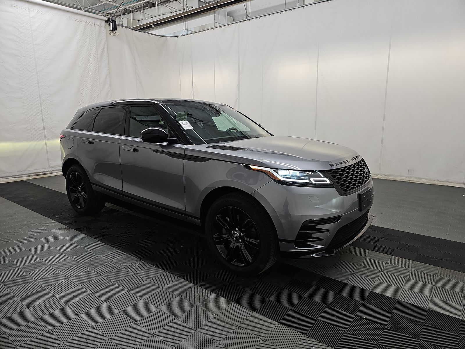 2023 Land Rover Range Rover Velar R-Dynamic S FWD