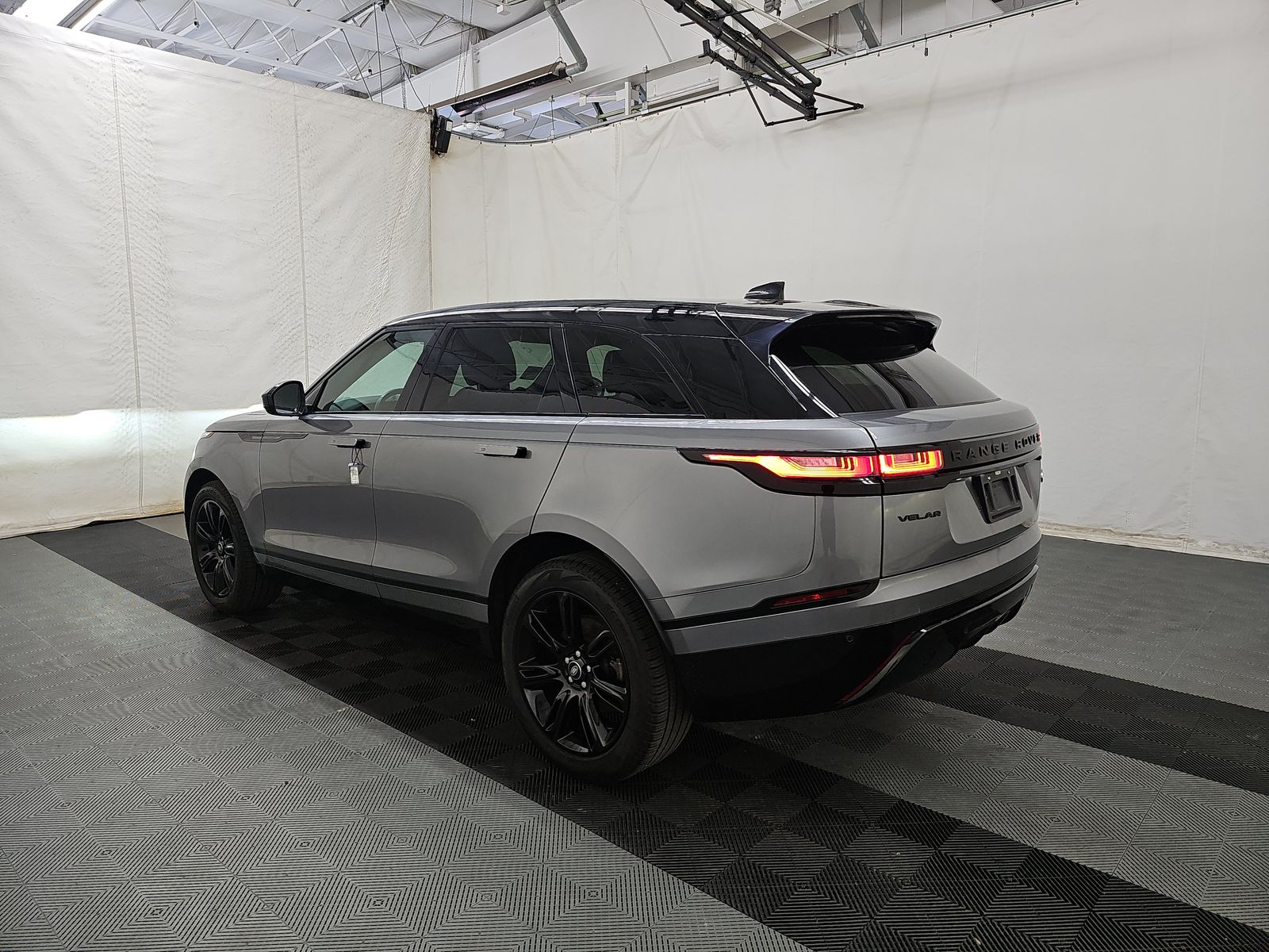 2023 Land Rover Range Rover Velar R-Dynamic S FWD