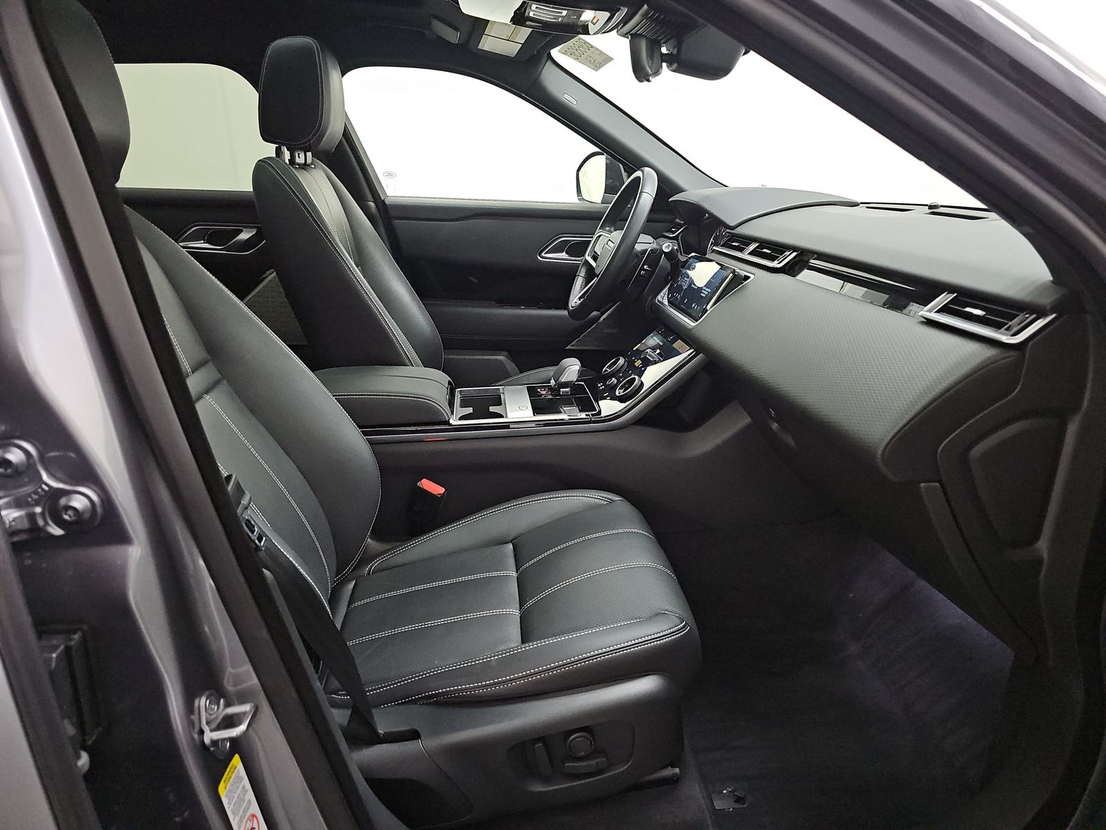 2023 Land Rover Range Rover Velar R-Dynamic S FWD