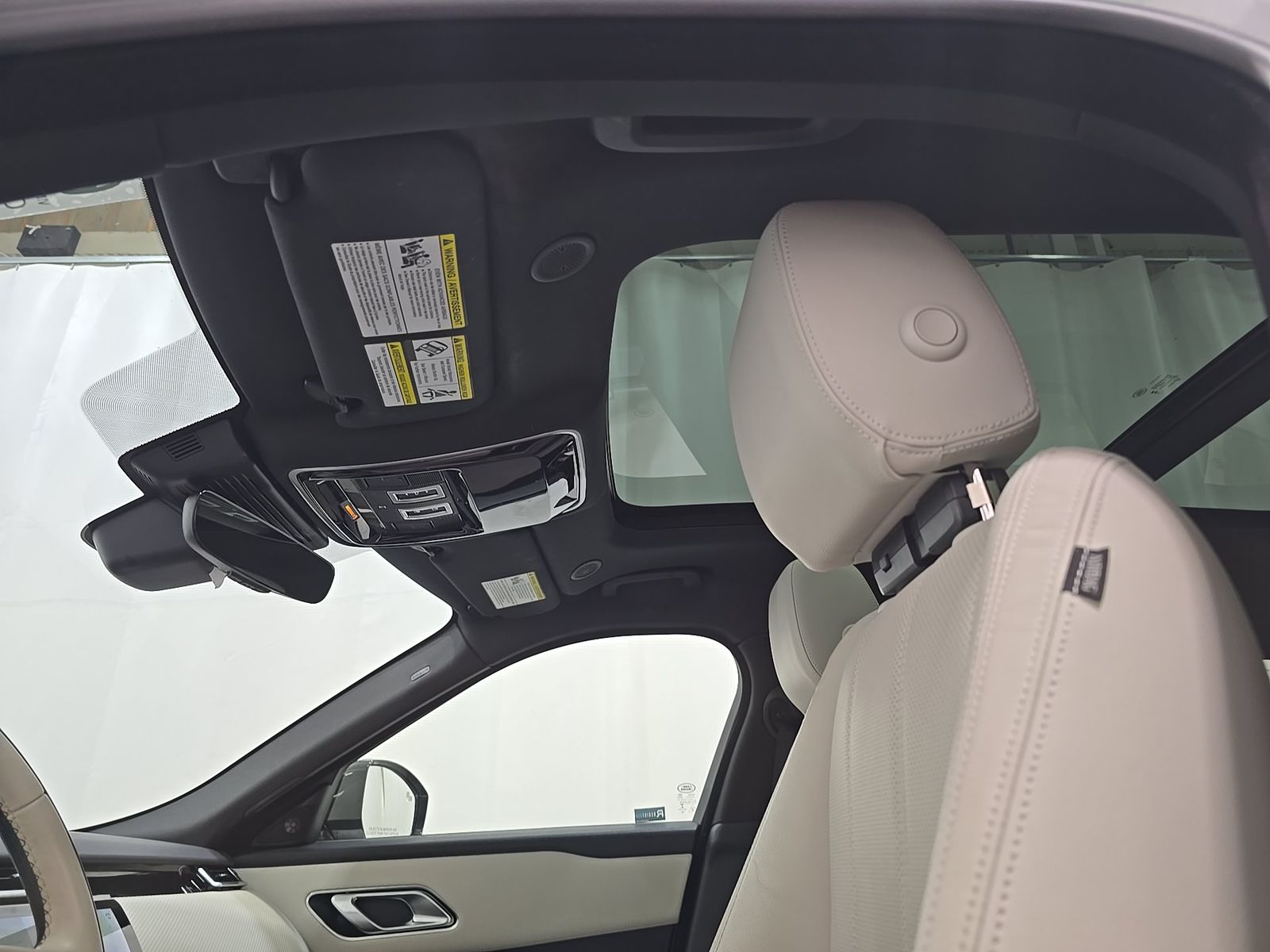 2023 Land Rover Range Rover Velar R-Dynamic S FWD