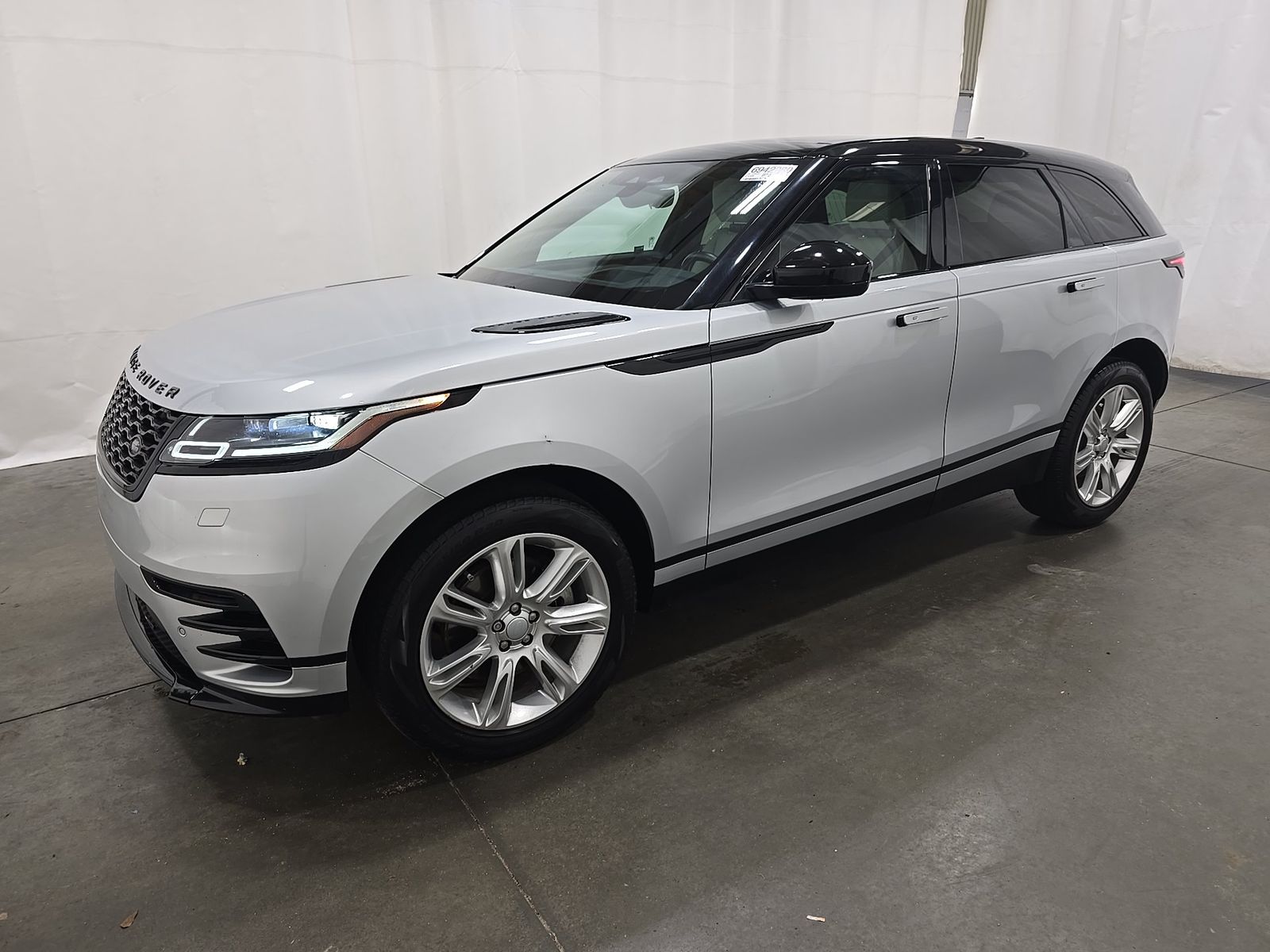 2023 Land Rover Range Rover Velar R-Dynamic S FWD