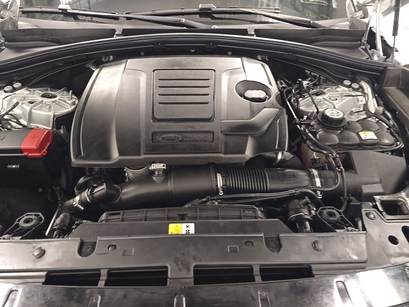 2024 Land Rover Range Rover Velar Dynamic SE FWD