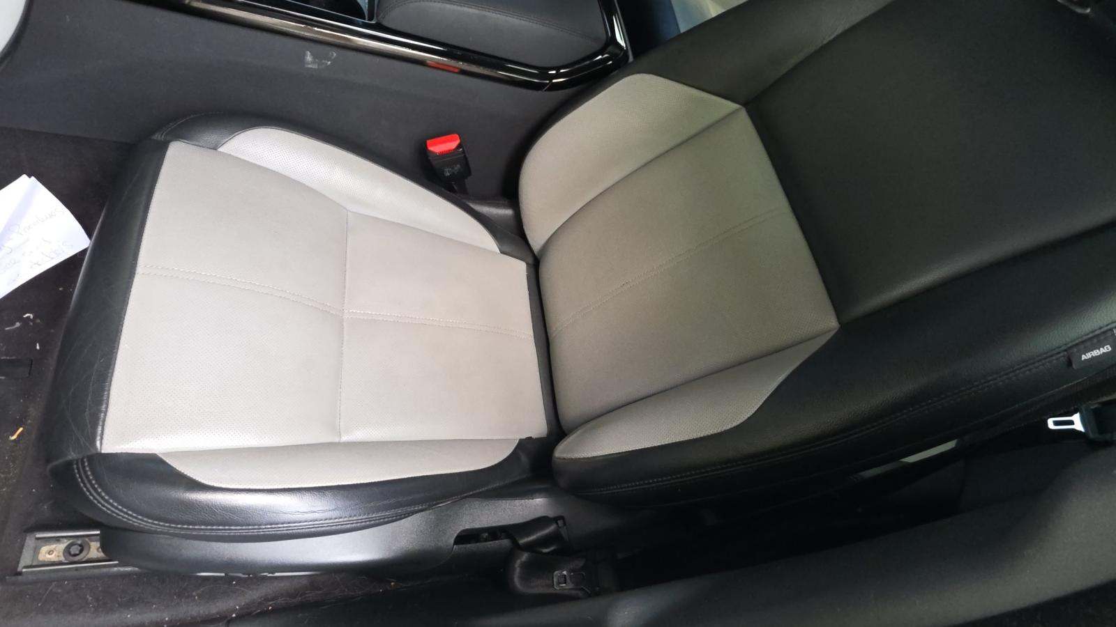 2024 Land Rover Range Rover Velar Dynamic SE FWD