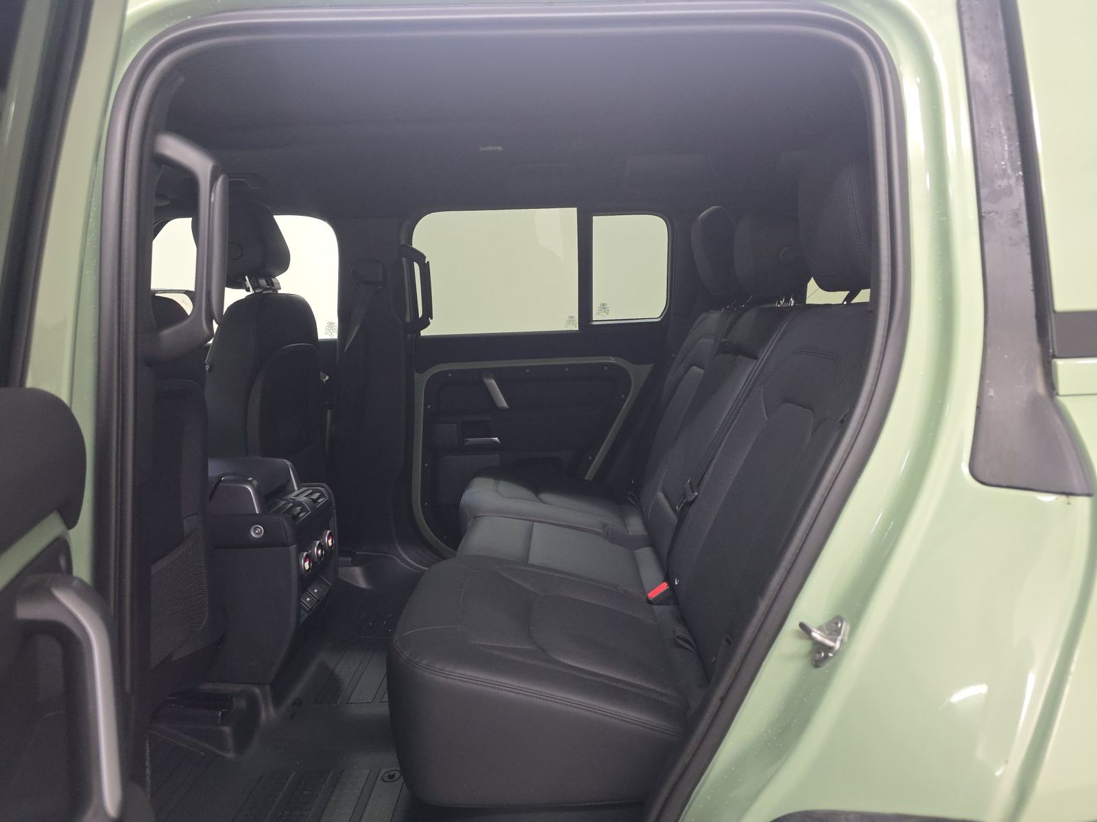 2023 Land Rover Defender 110 75th Limited Edition FWD