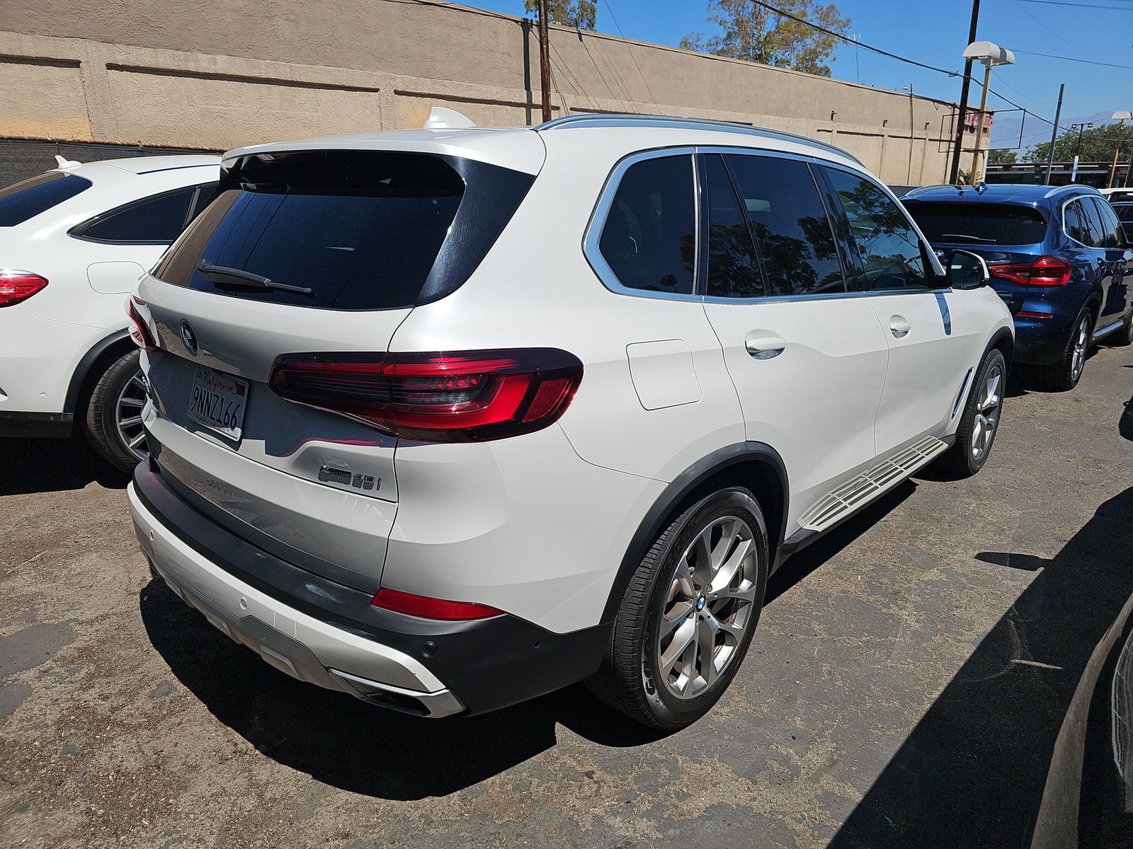 2023 BMW X5 xDrive40i AWD