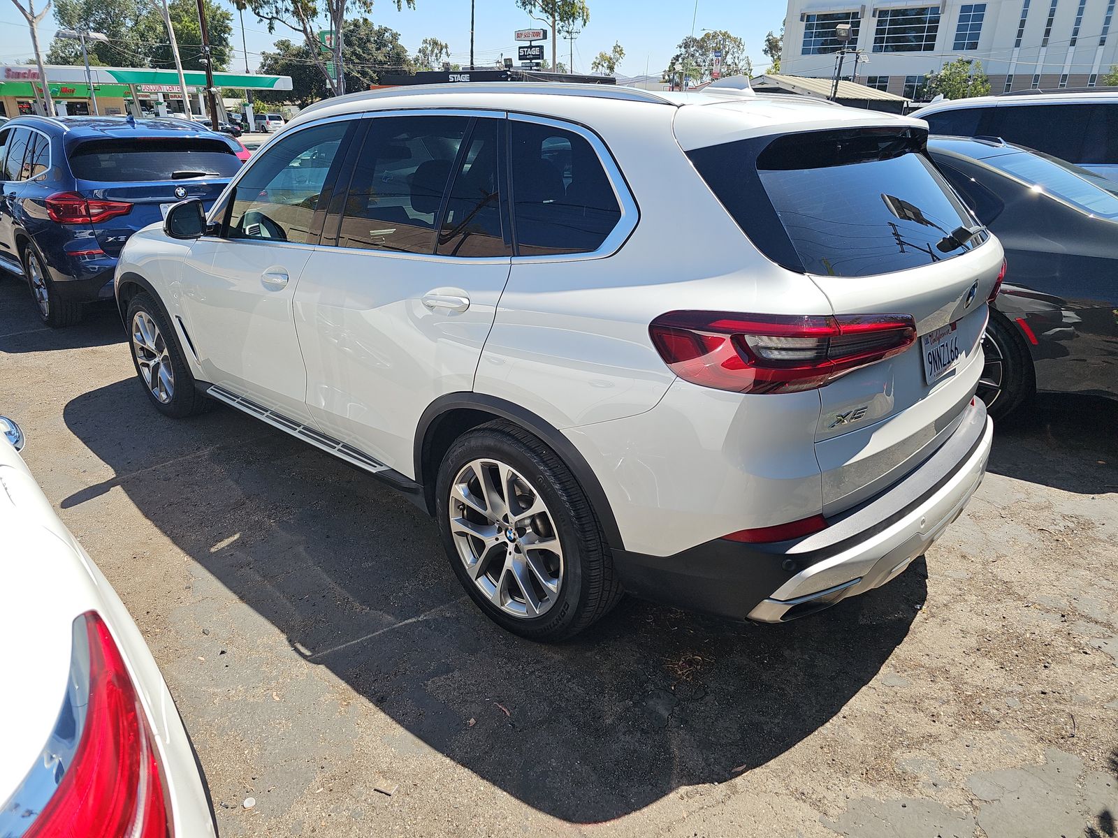 2023 BMW X5 xDrive40i AWD