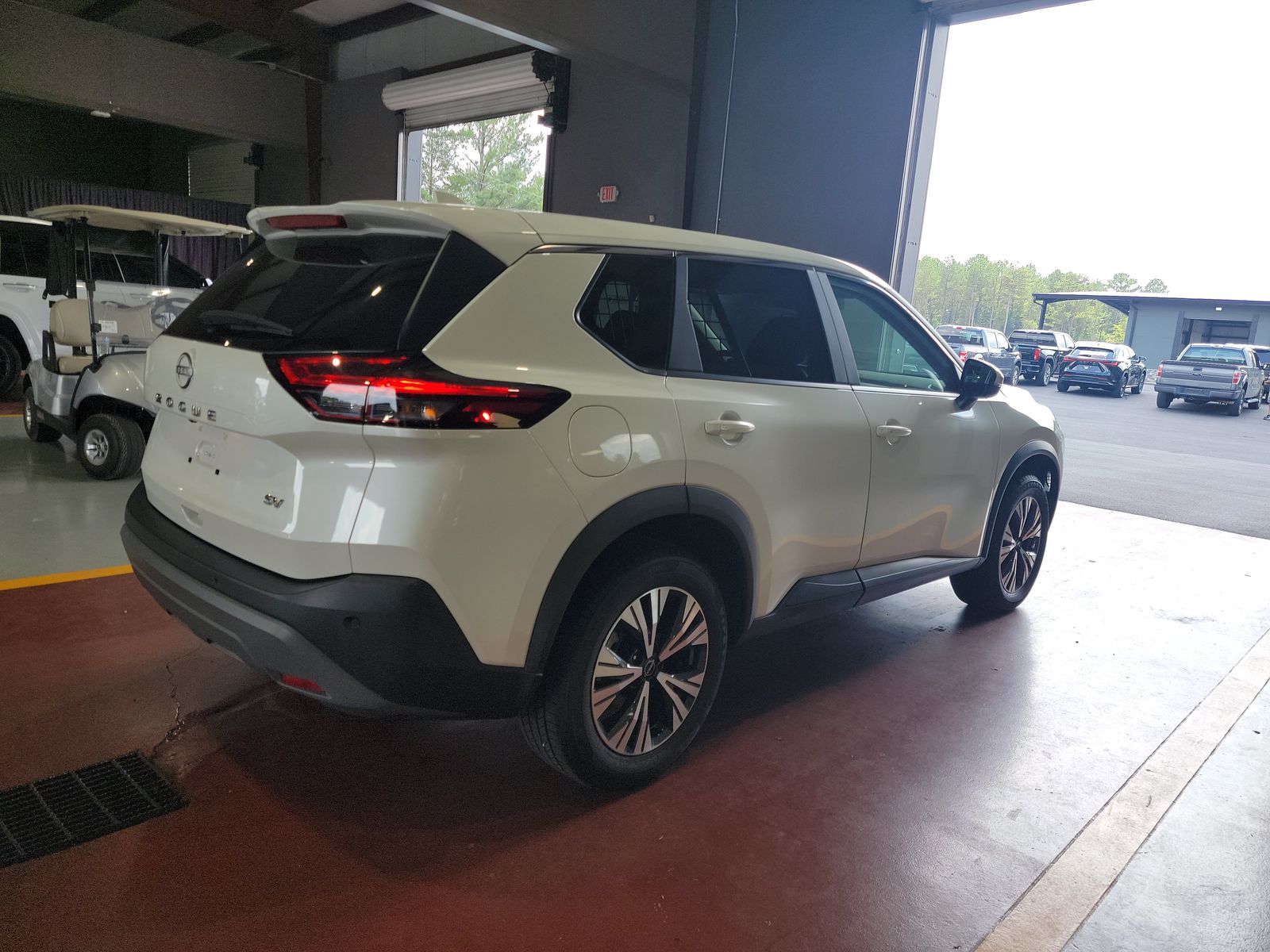 2022 Nissan Rogue SV FWD