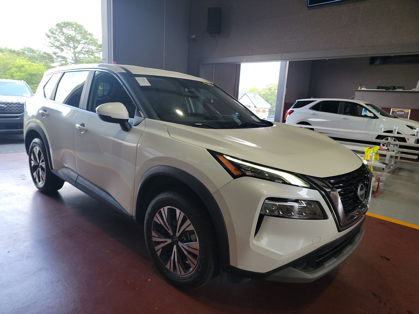 2022 Nissan Rogue SV FWD