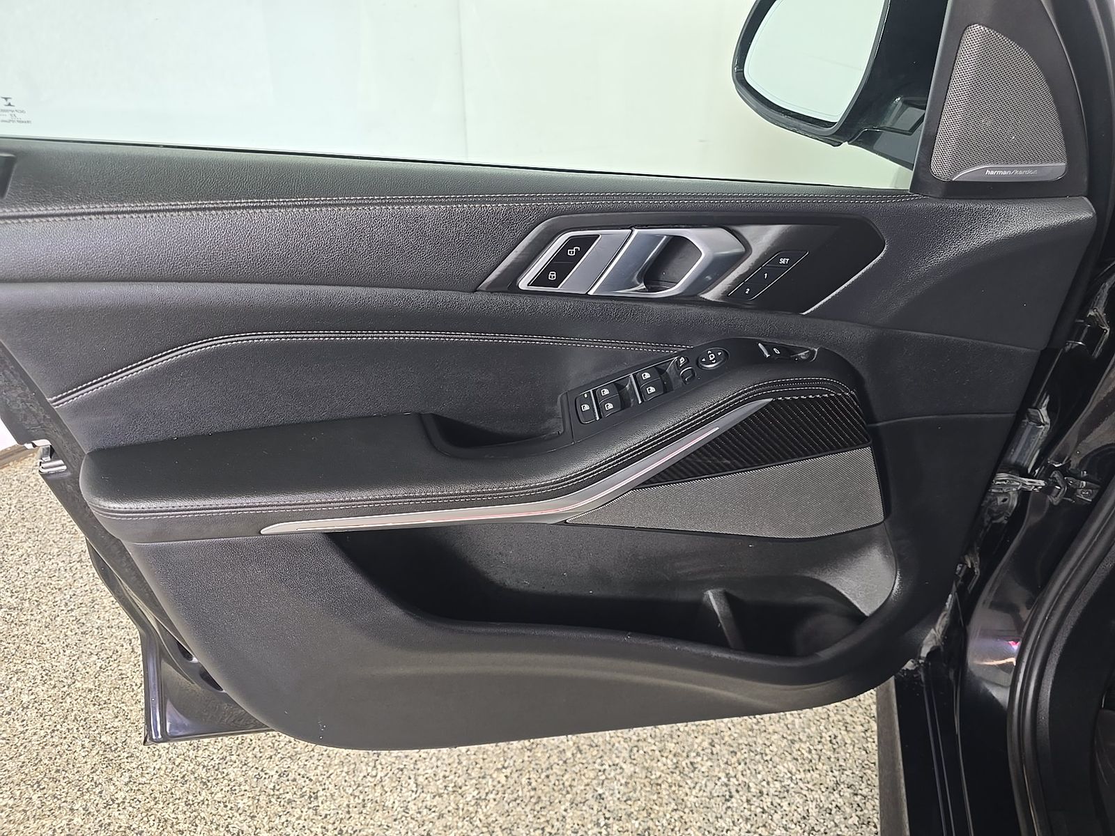 2023 BMW X5 xDrive40i AWD