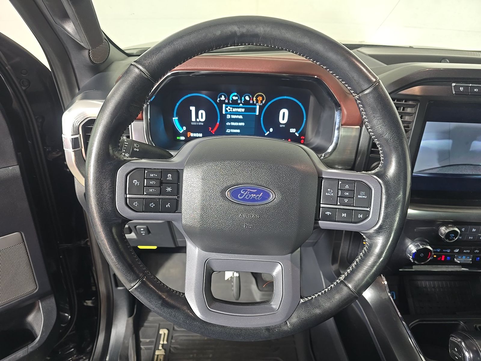 2023 Ford F-150 Hybrid Lariat AWD