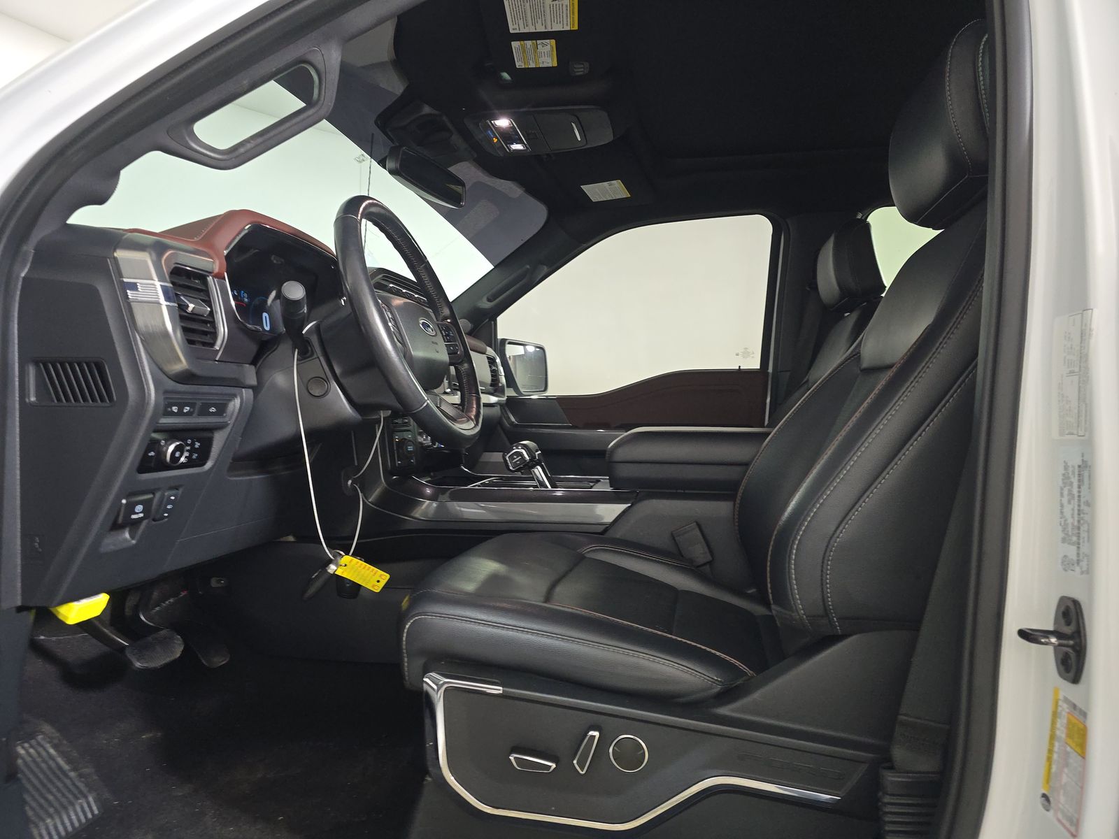 2023 Ford F-150 Lariat AWD