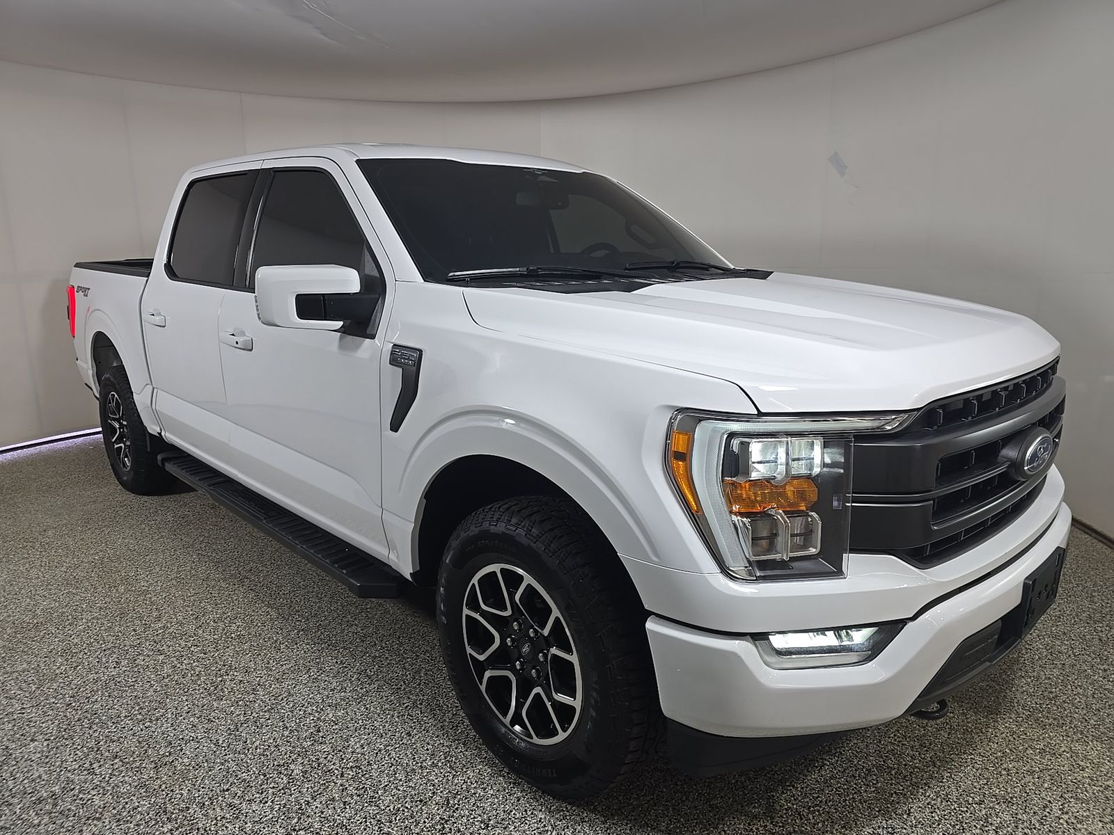 2023 Ford F-150 Lariat AWD