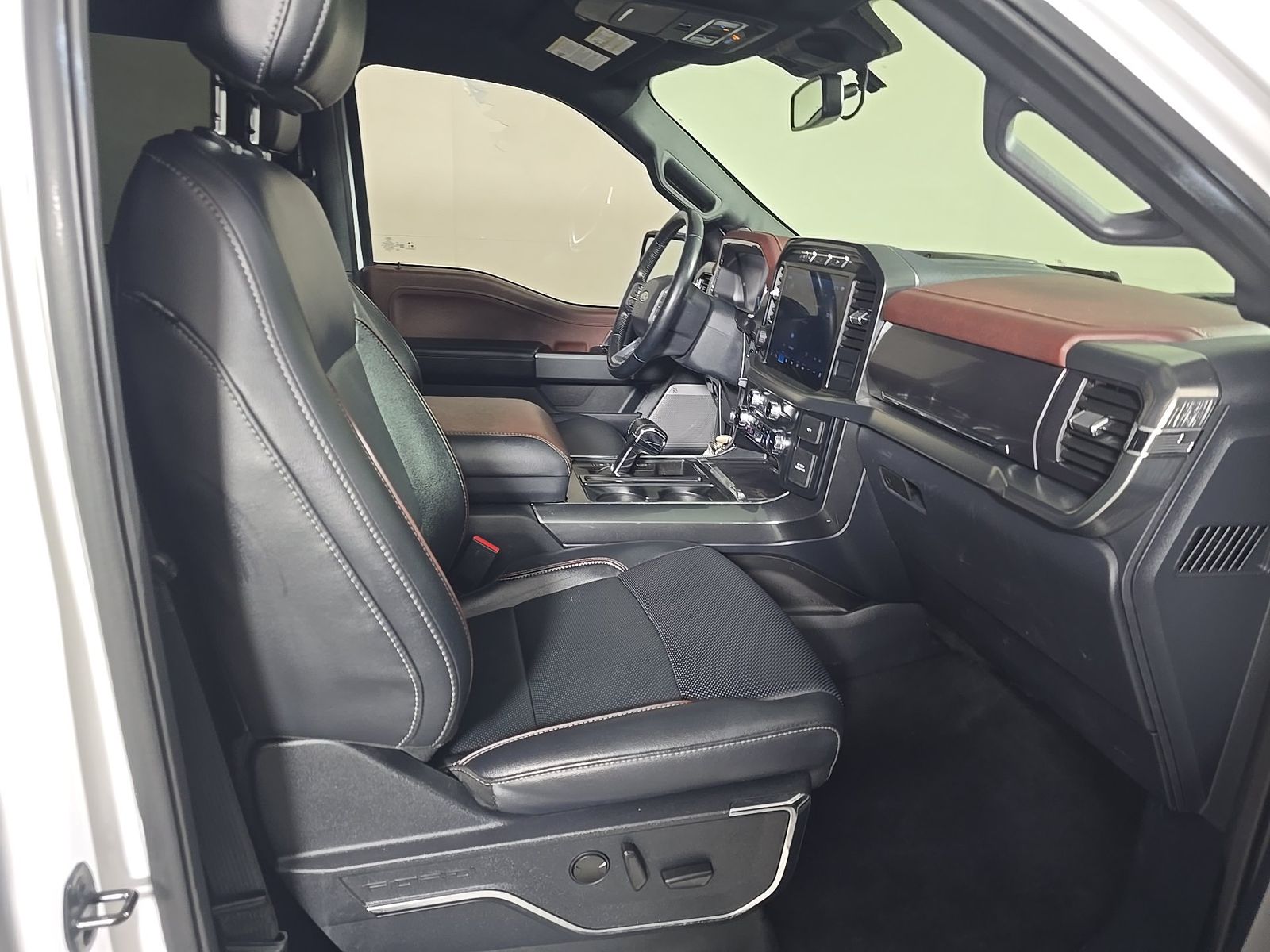2023 Ford F-150 Lariat AWD