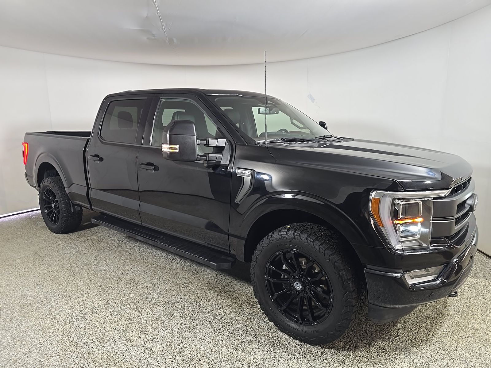 2023 Ford F-150 Lariat AWD