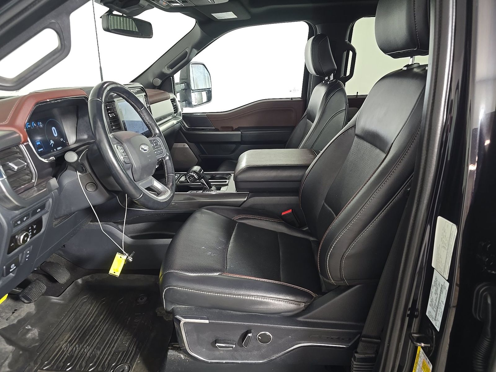 2023 Ford F-150 Lariat AWD