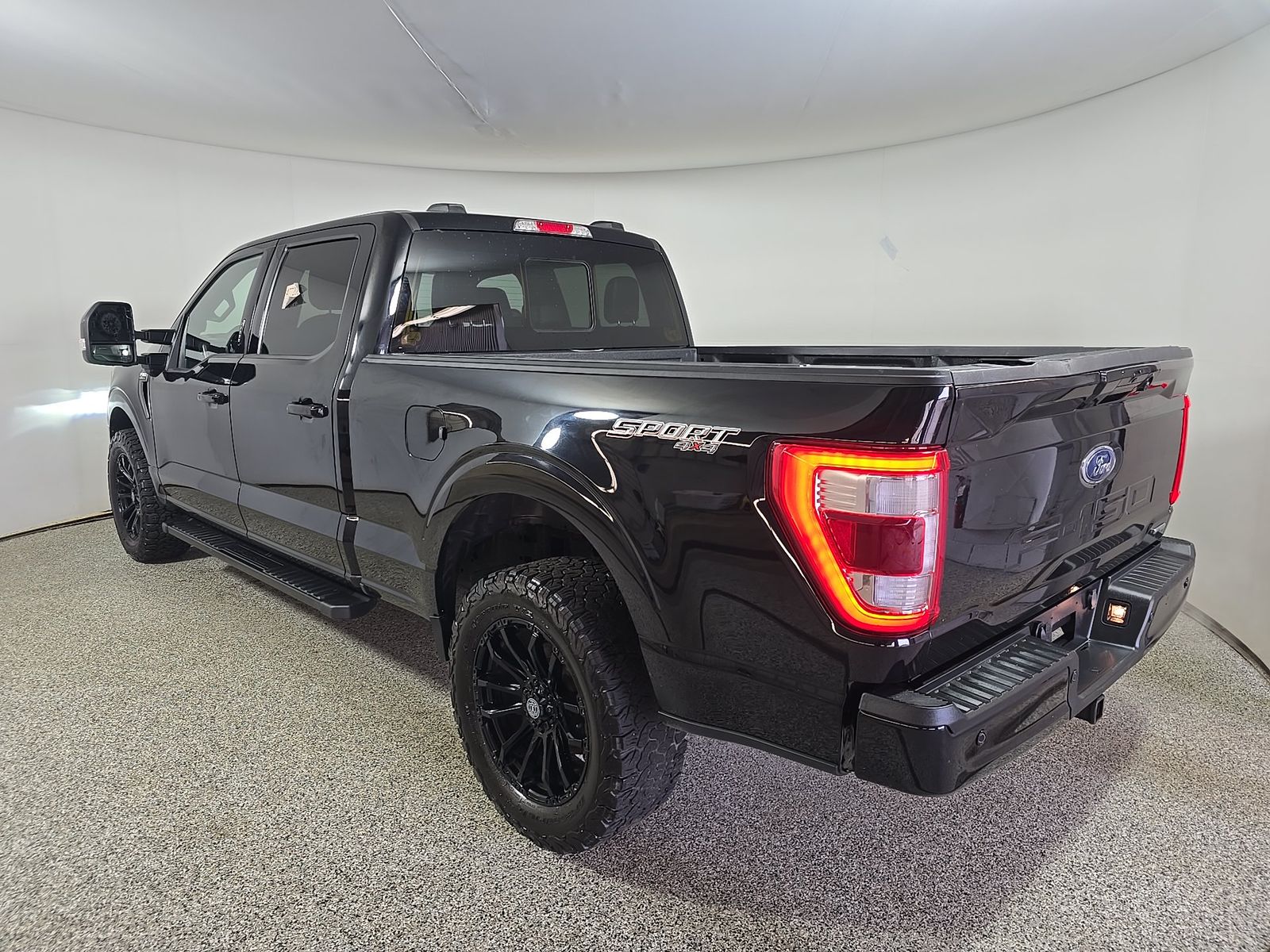2023 Ford F-150 Lariat AWD