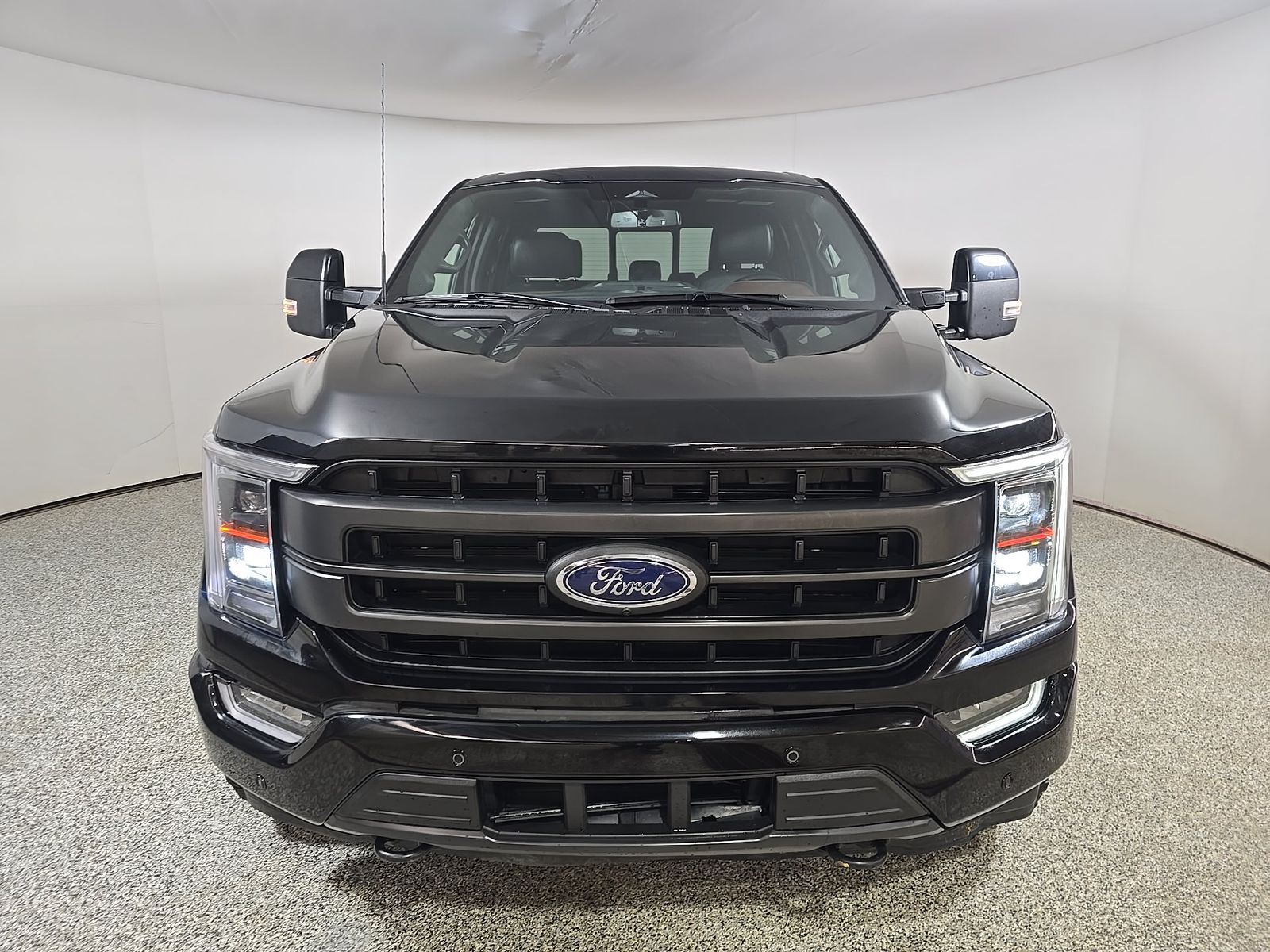 2023 Ford F-150 Lariat AWD