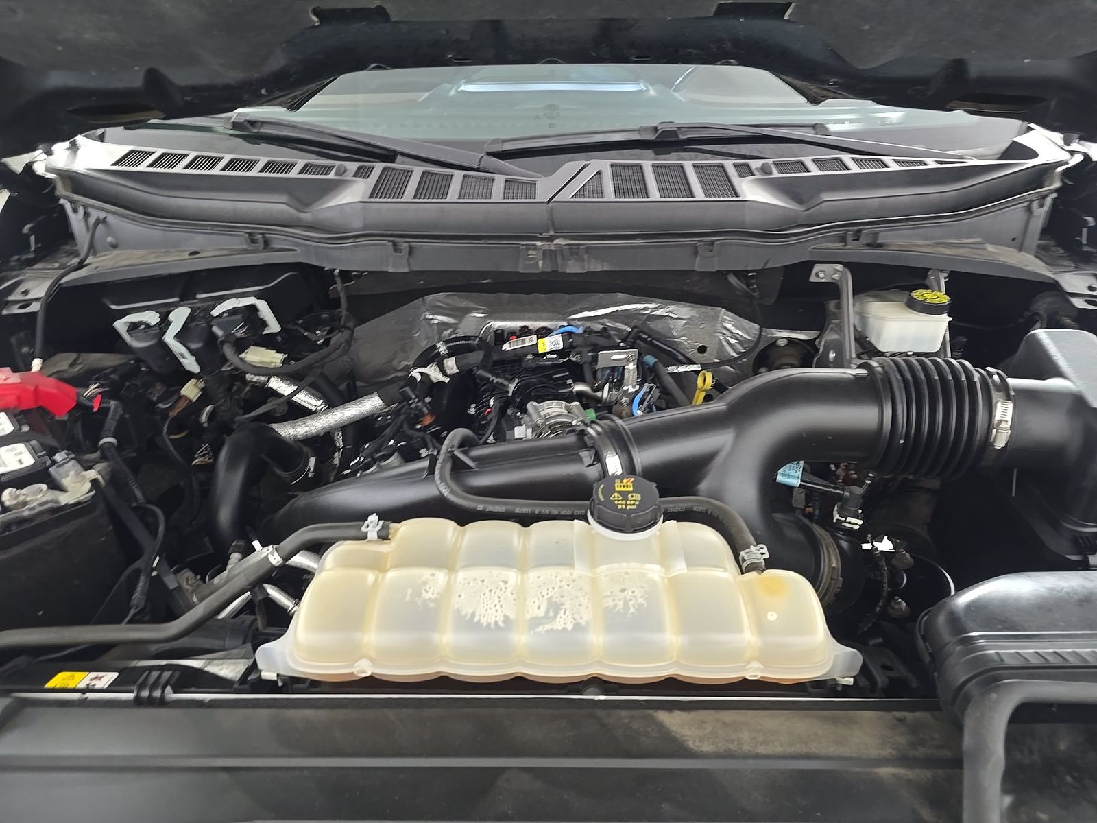 2023 Ford F-150 Lariat AWD