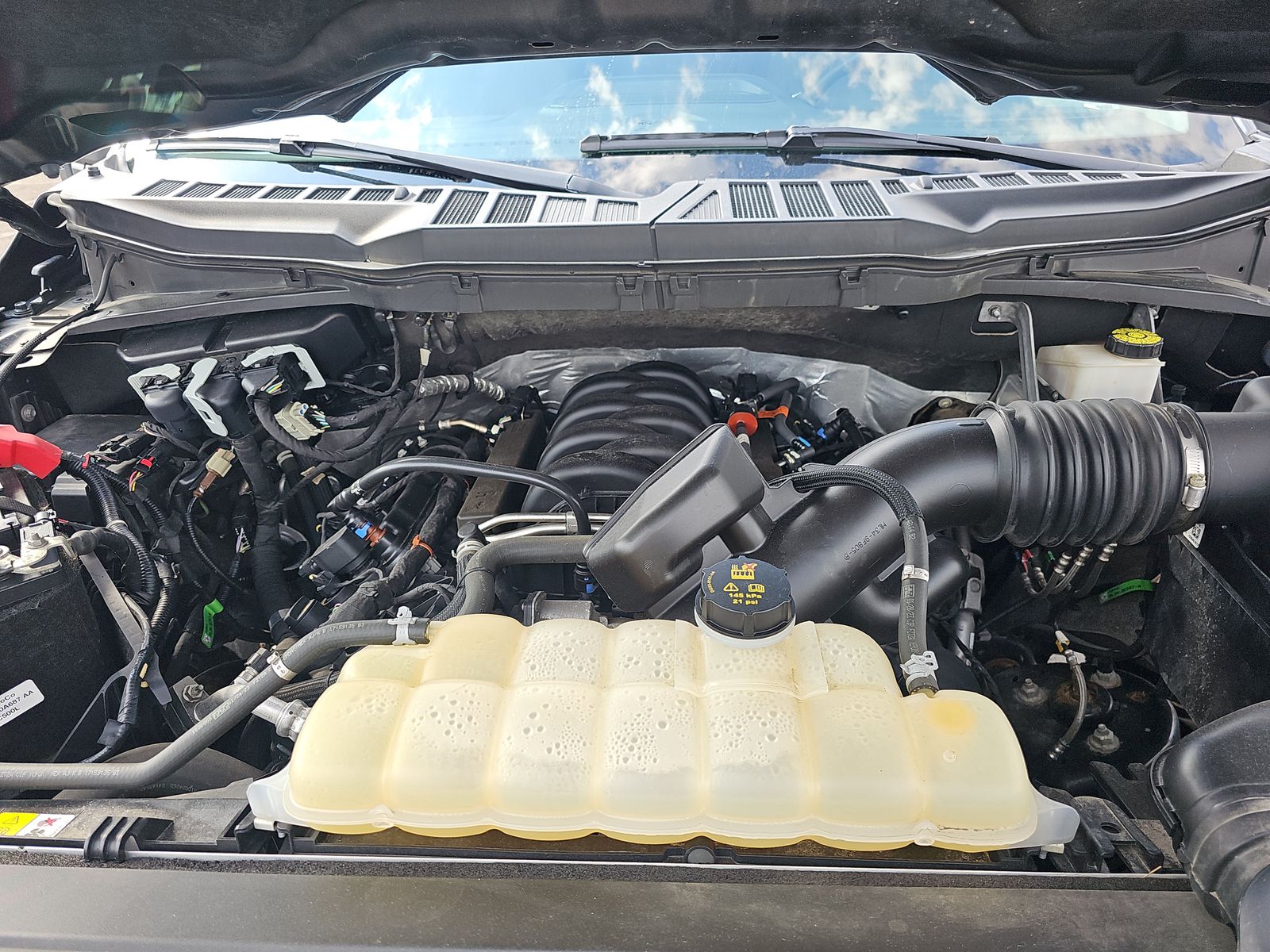 2023 Ford F-150 XLT FWD