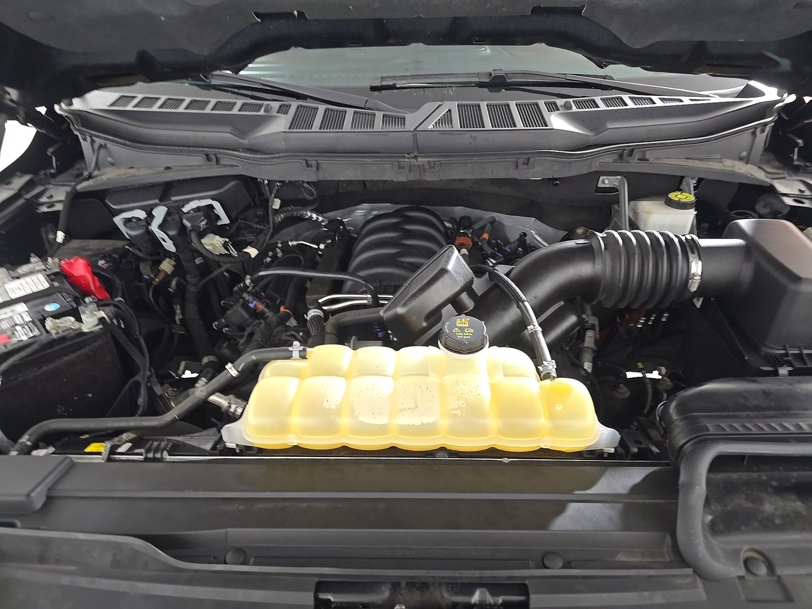 2023 Ford F-150 Lariat AWD