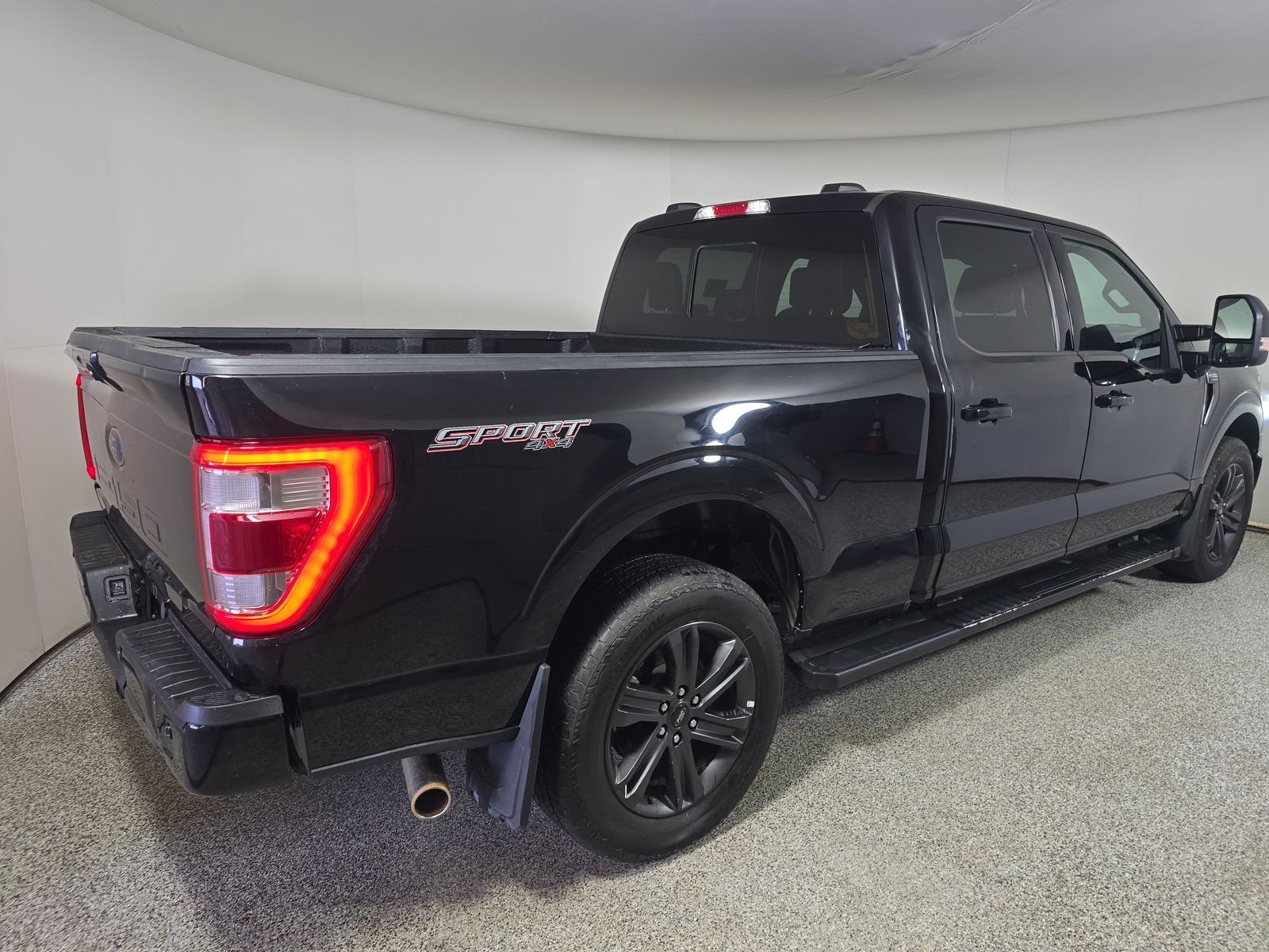 2023 Ford F-150 Lariat AWD