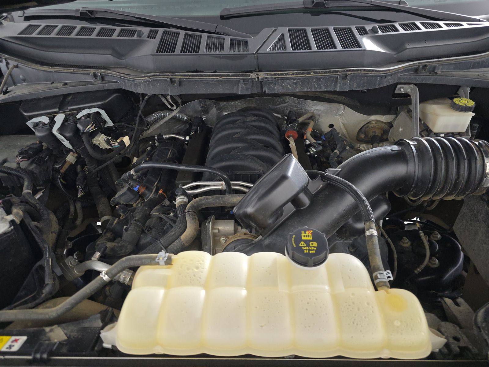 2023 Ford F-150 Lariat AWD