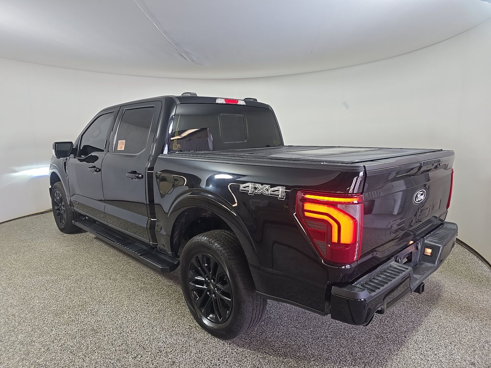 2024 Ford F-150 Hybrid Lariat AWD