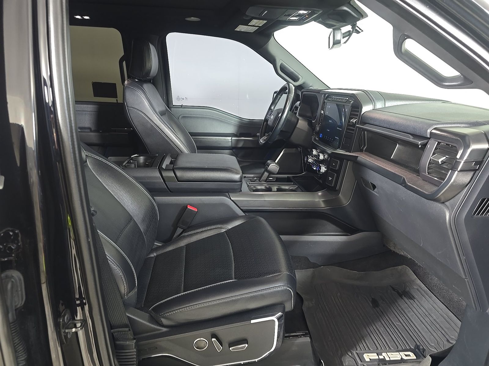 2024 Ford F-150 Hybrid Lariat AWD