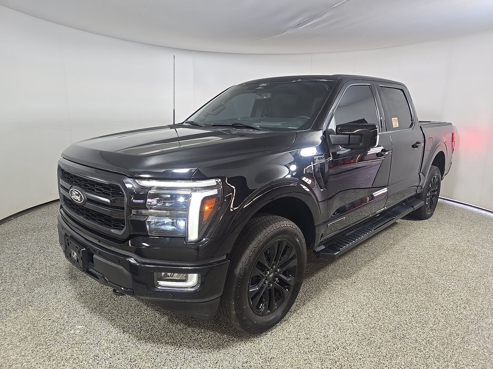 2024 Ford F-150 Hybrid Lariat AWD