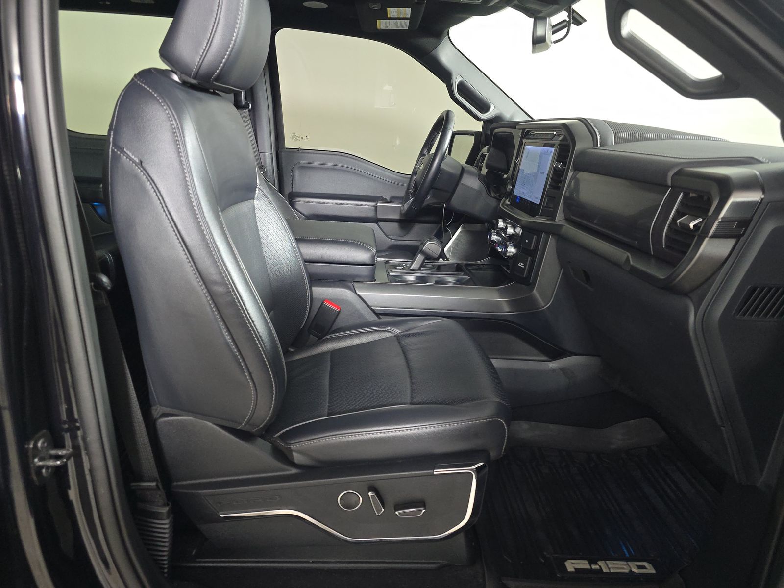 2024 Ford F-150 Lariat AWD