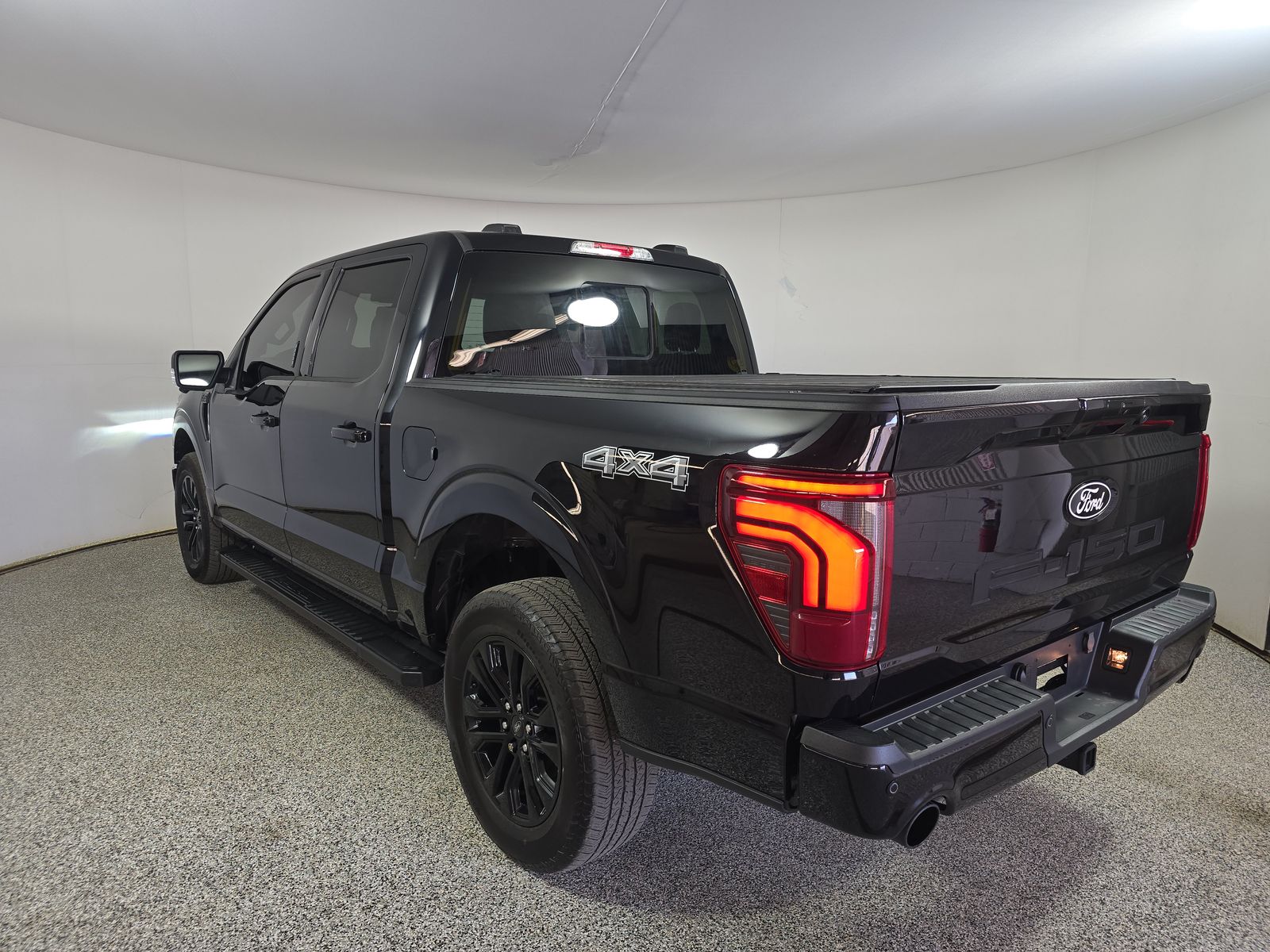 2024 Ford F-150 Lariat AWD