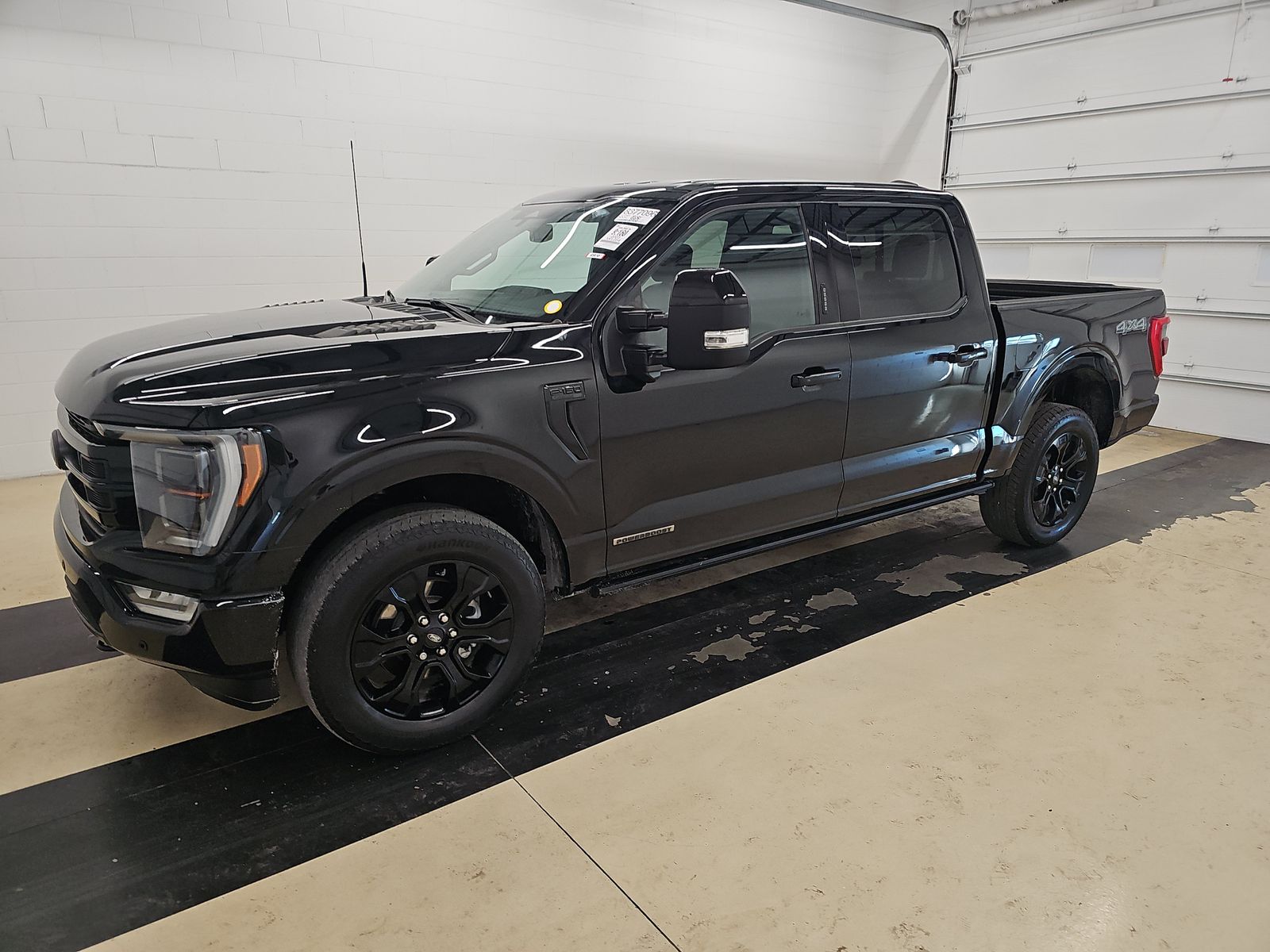 2023 Ford F-150 Hybrid Lariat AWD