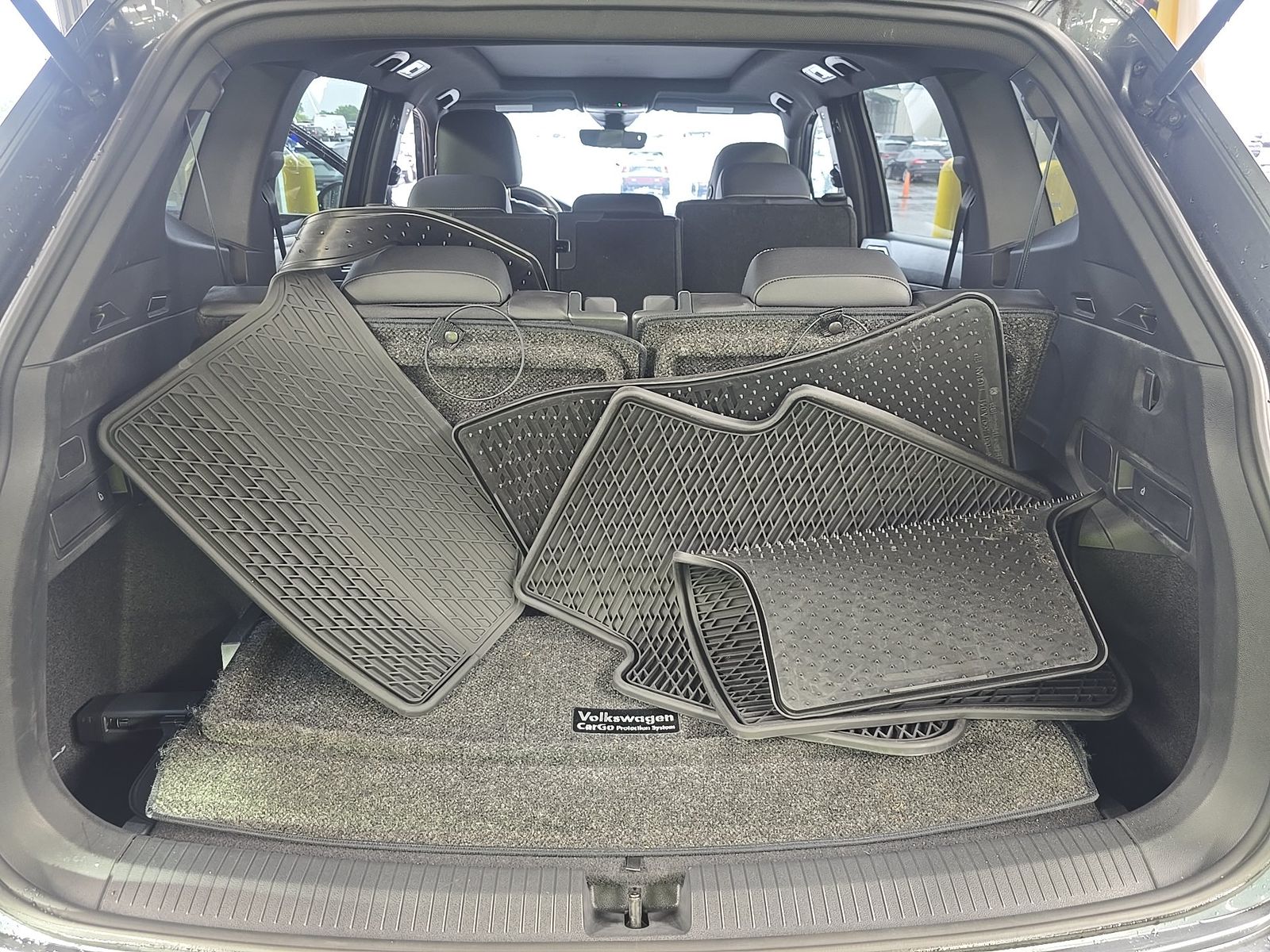 2023 Volkswagen Tiguan 2.0T SE R-Line Black FWD