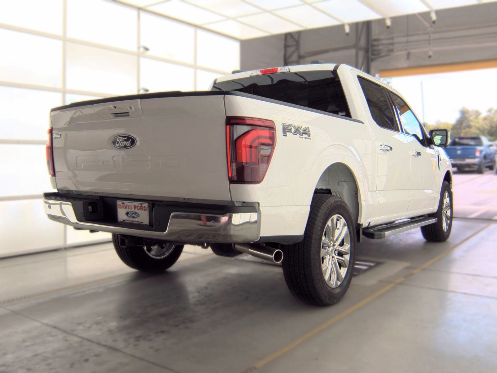 2026 Ford F-150 Lariat AWD