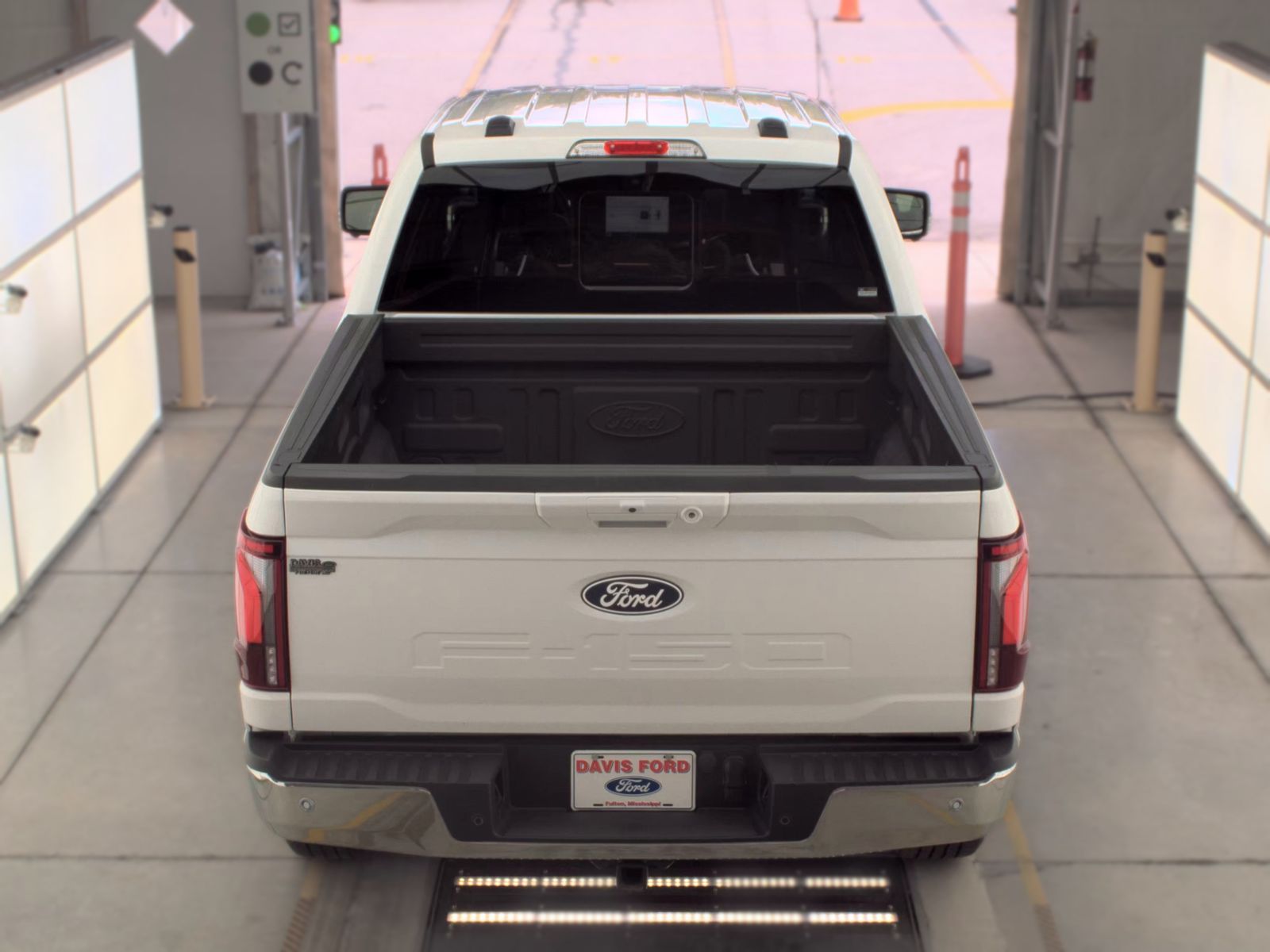 2026 Ford F-150 Lariat AWD
