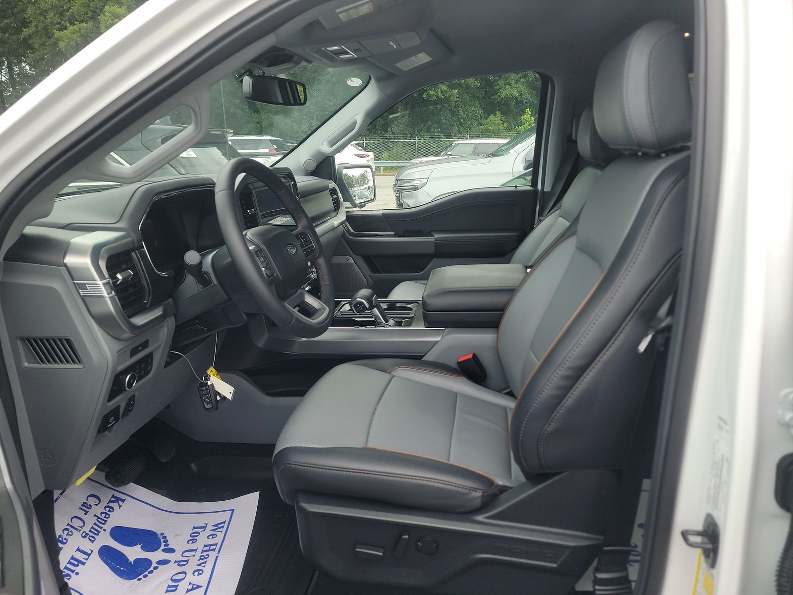 2026 Ford F-150 Lariat AWD