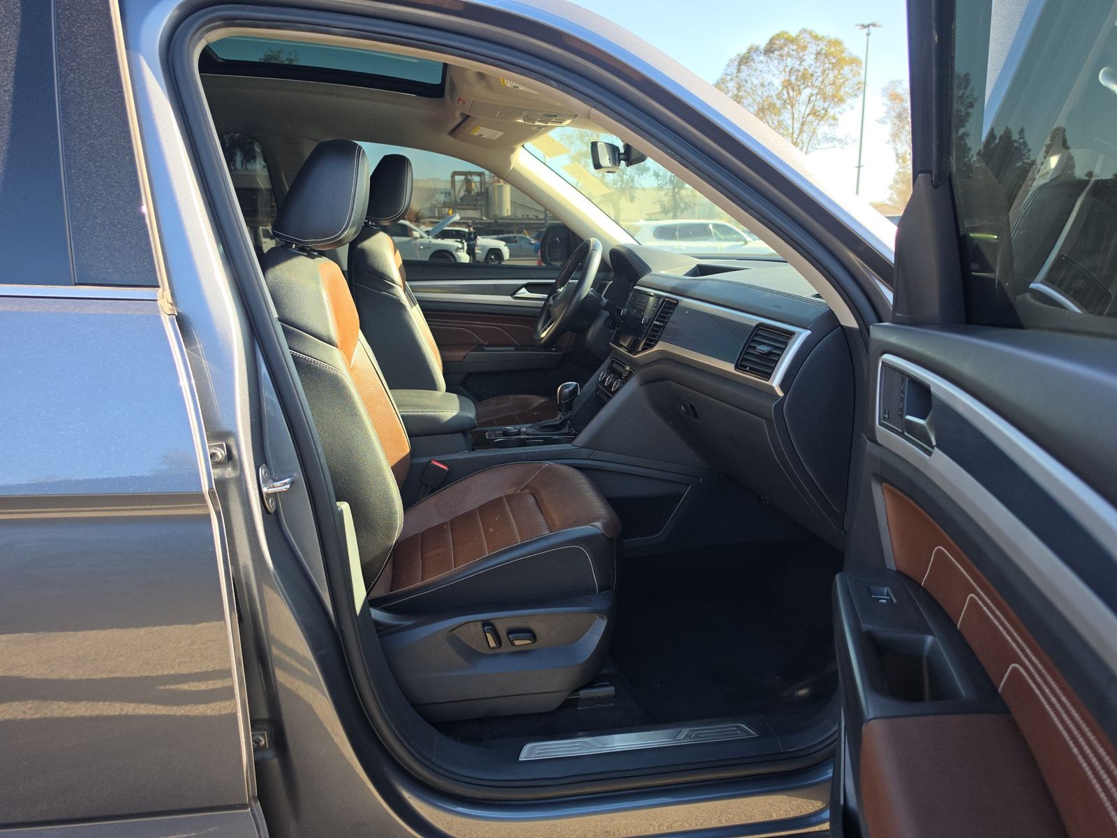 2023 Volkswagen Atlas 3.6L SEL Premium R-Line AWD